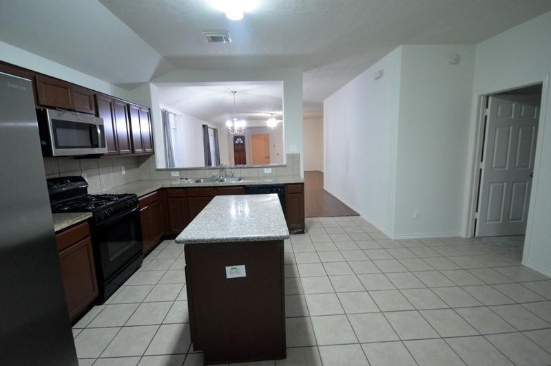 22206 Hesse Court, Katy