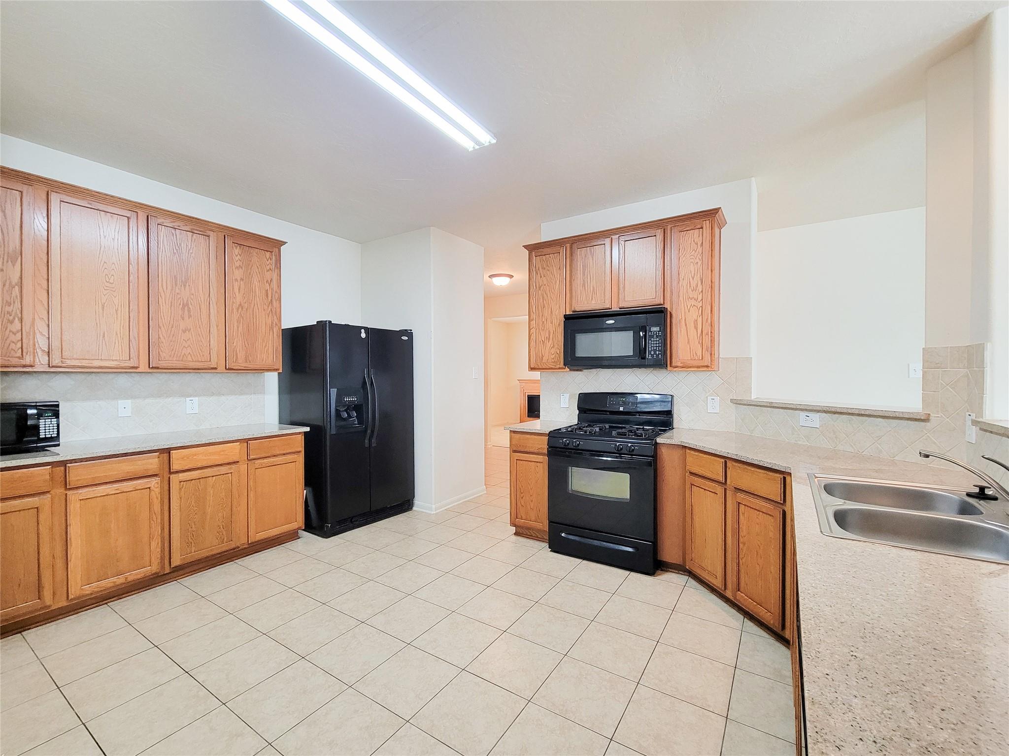 20203 Sendera Oaks Lane