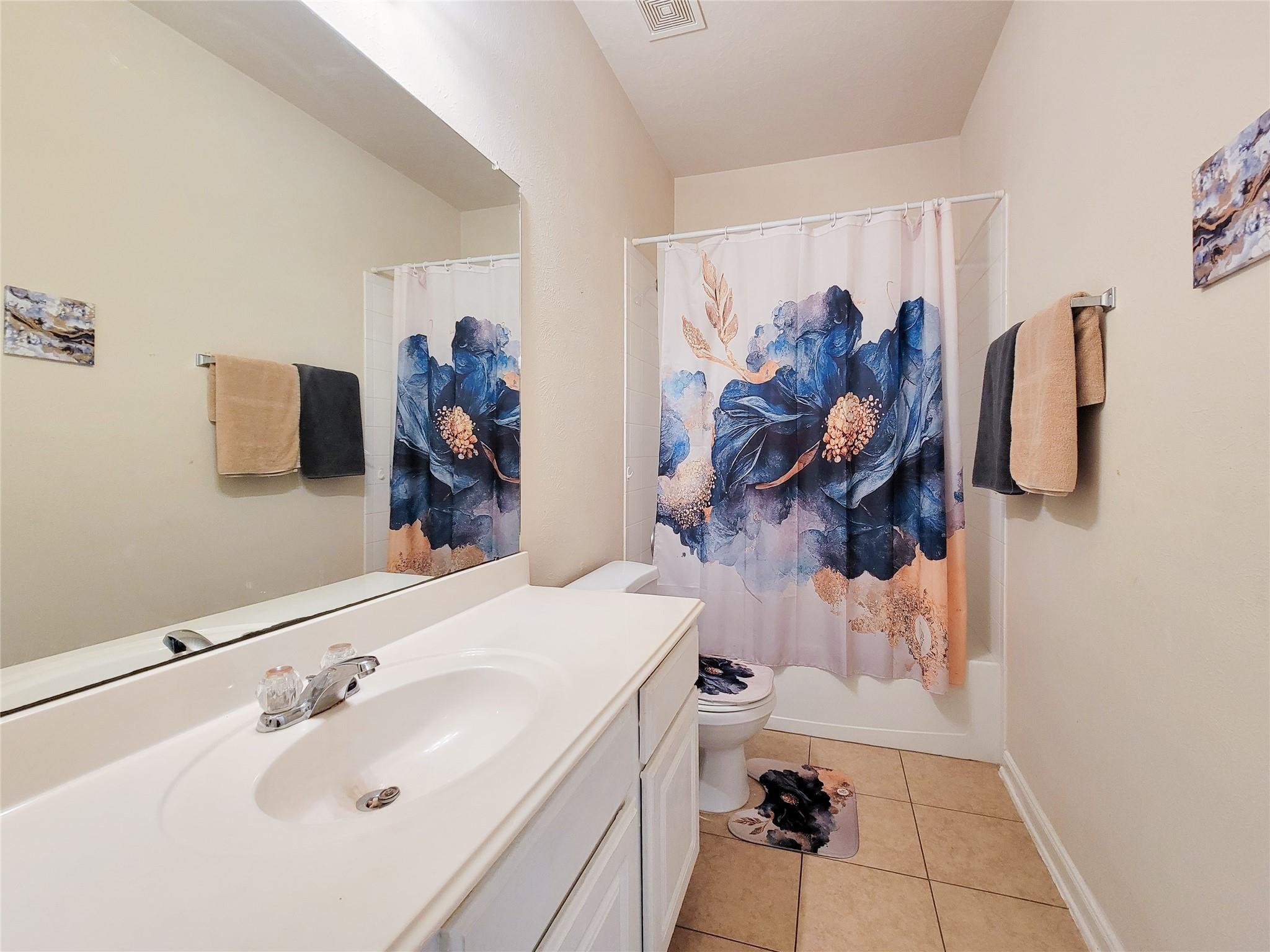 20203 Sendera Oaks Lane