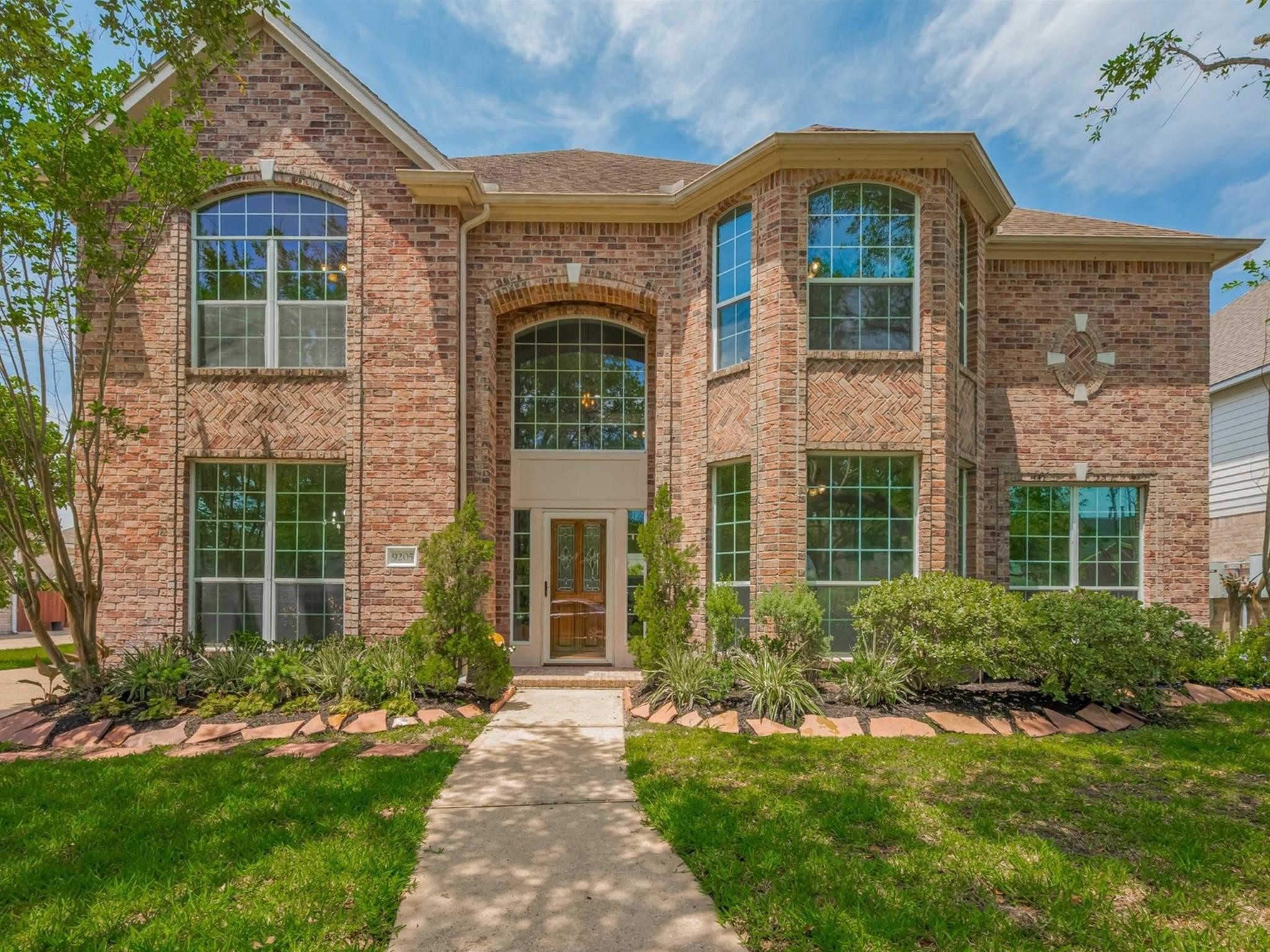 9205 Sunridge Court