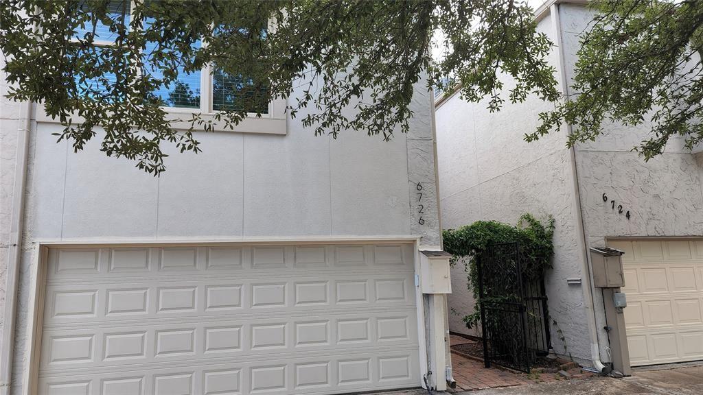 6726 Buffalo Speedway