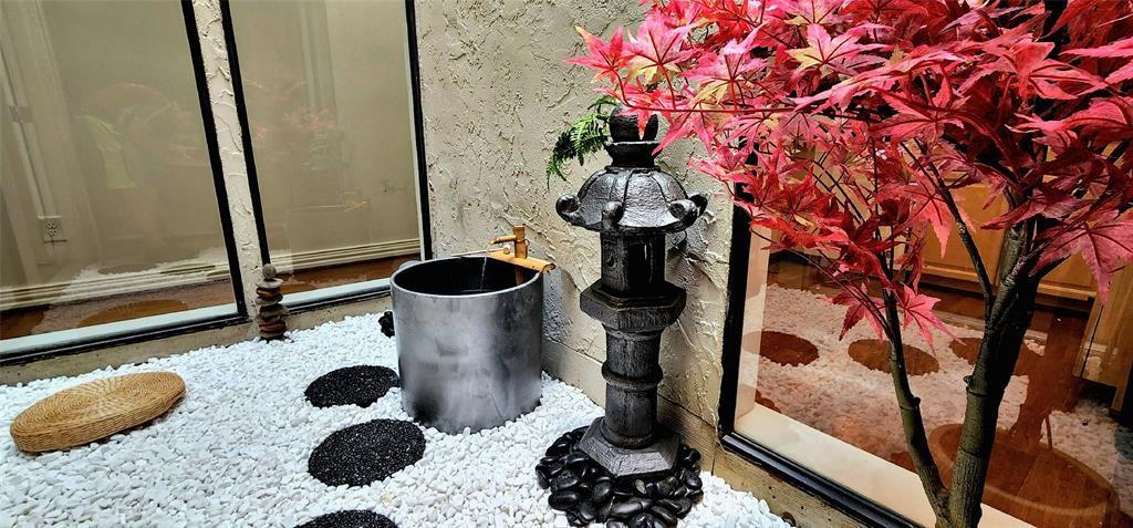 6726 Buffalo Speedway