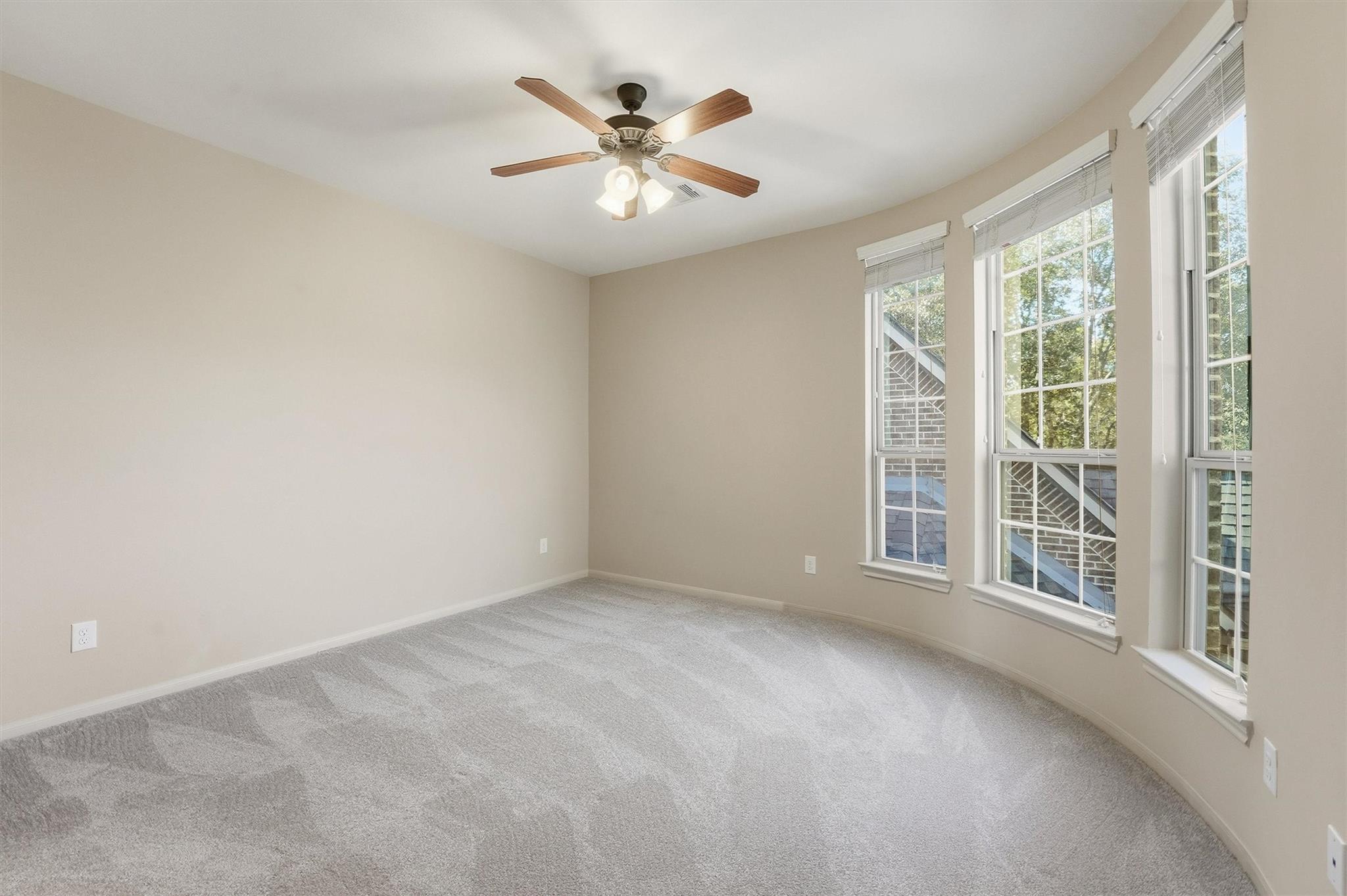 13606 Oak Harbor Bend