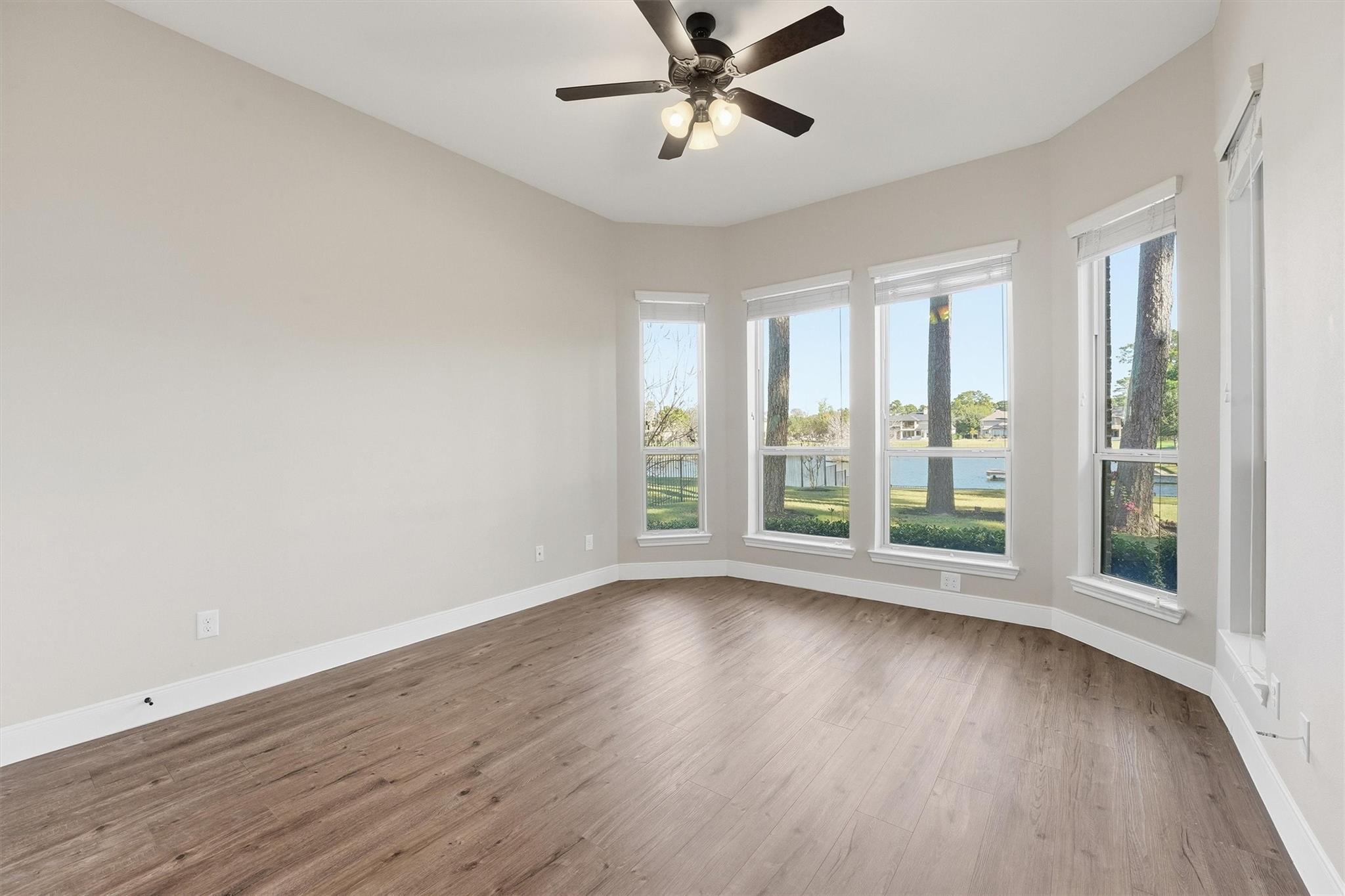 13606 Oak Harbor Bend