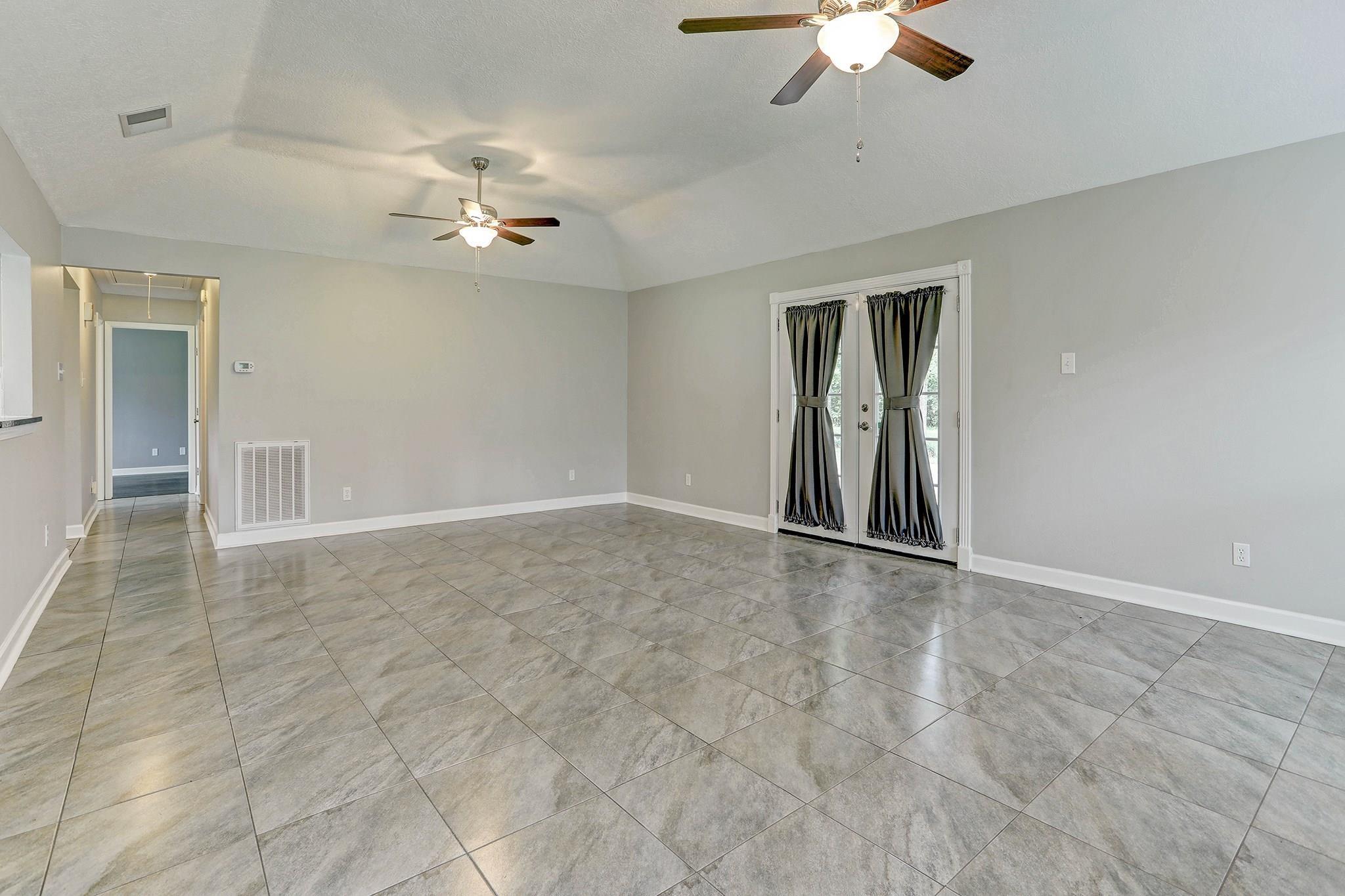 1211 Diablo Drive