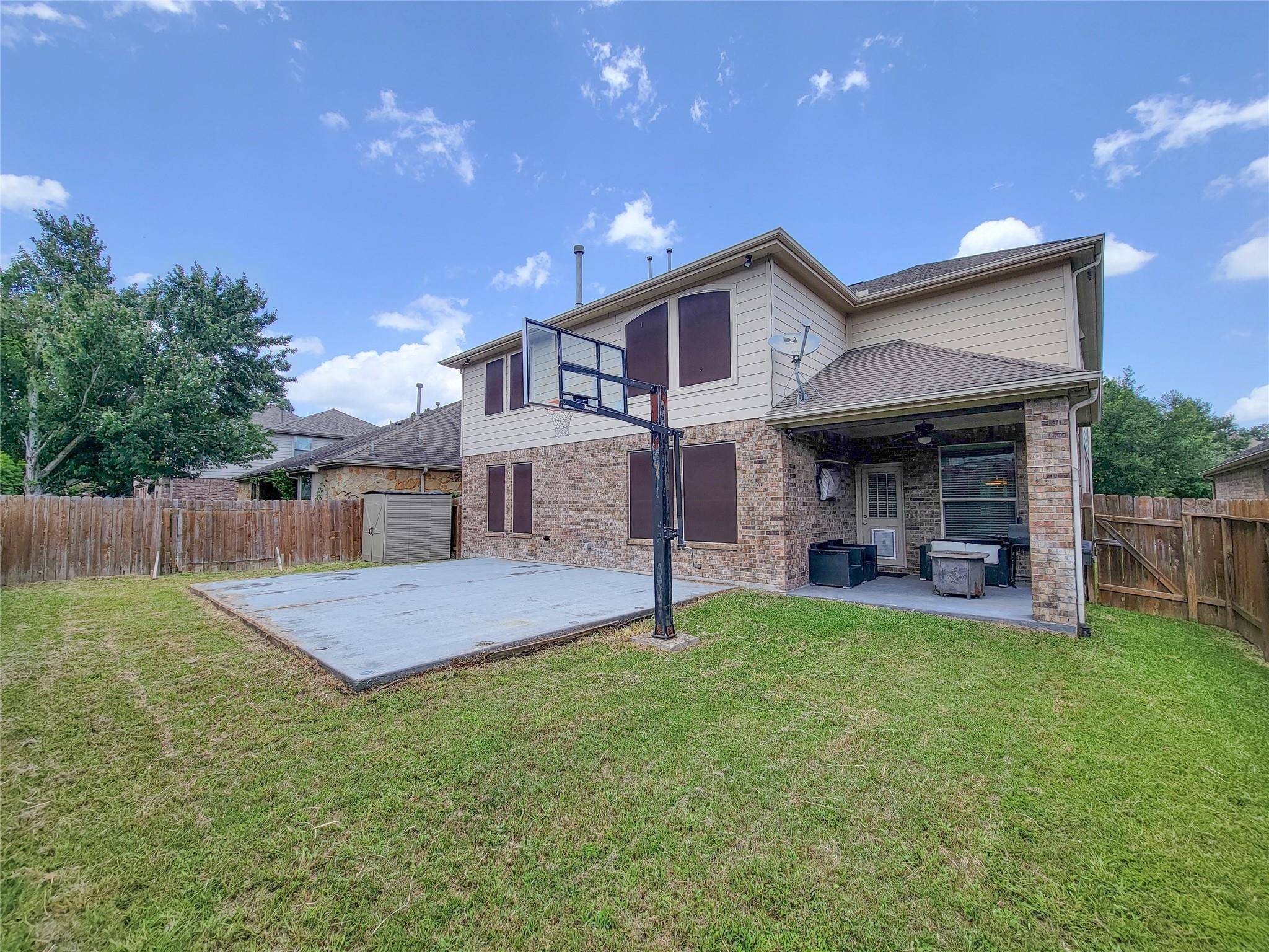 20716 Laura Lee Lane