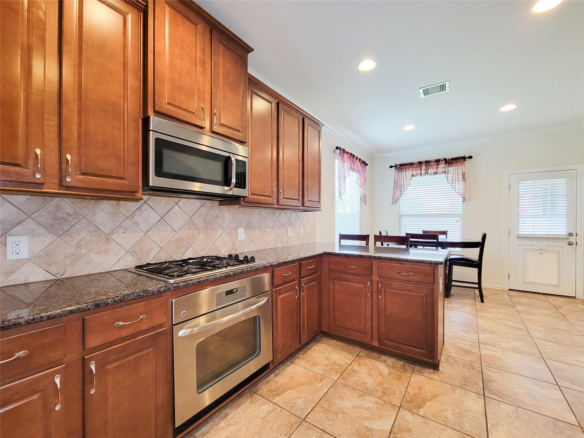 20716 Laura Lee Lane