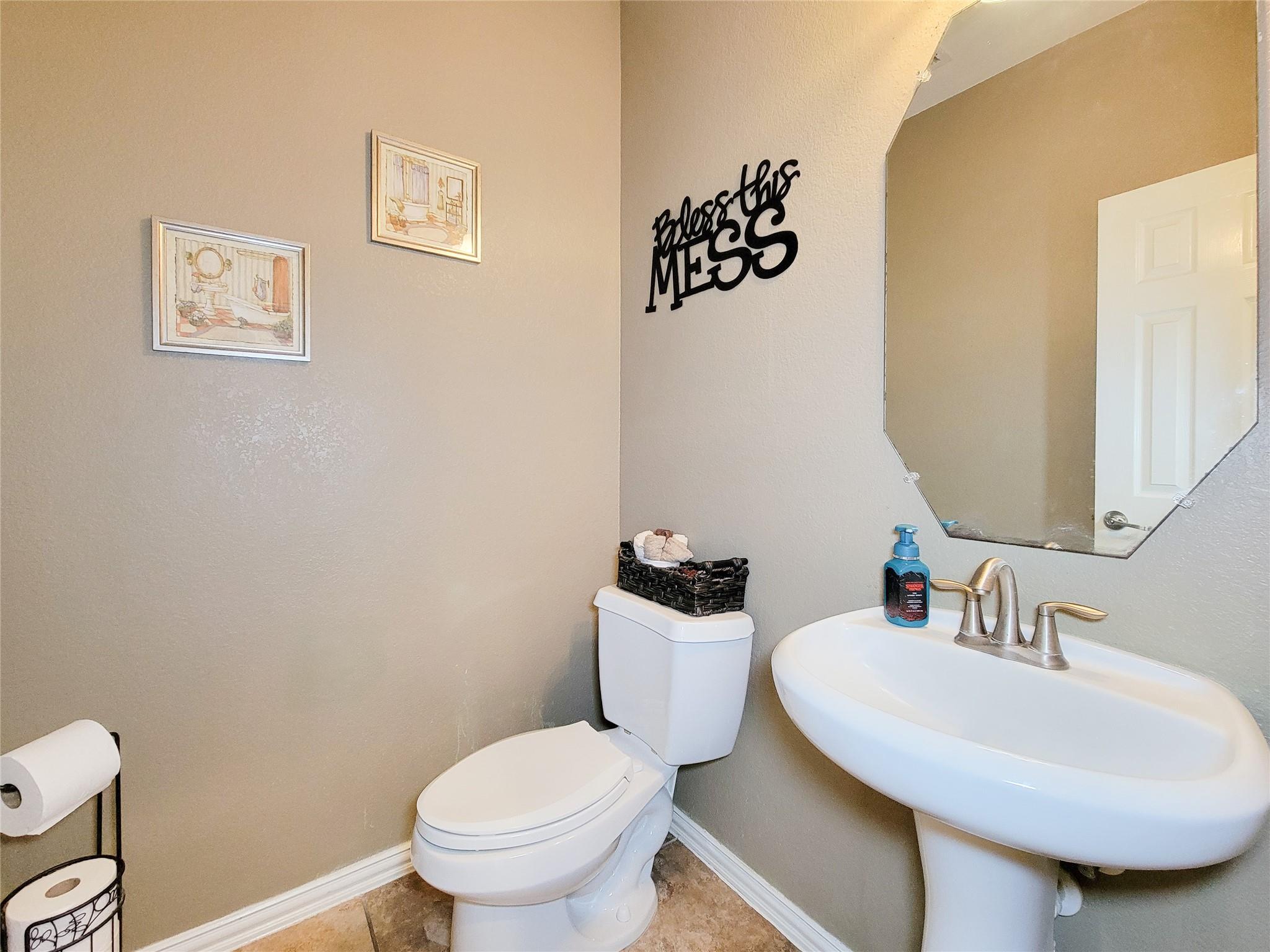 20716 Laura Lee Lane