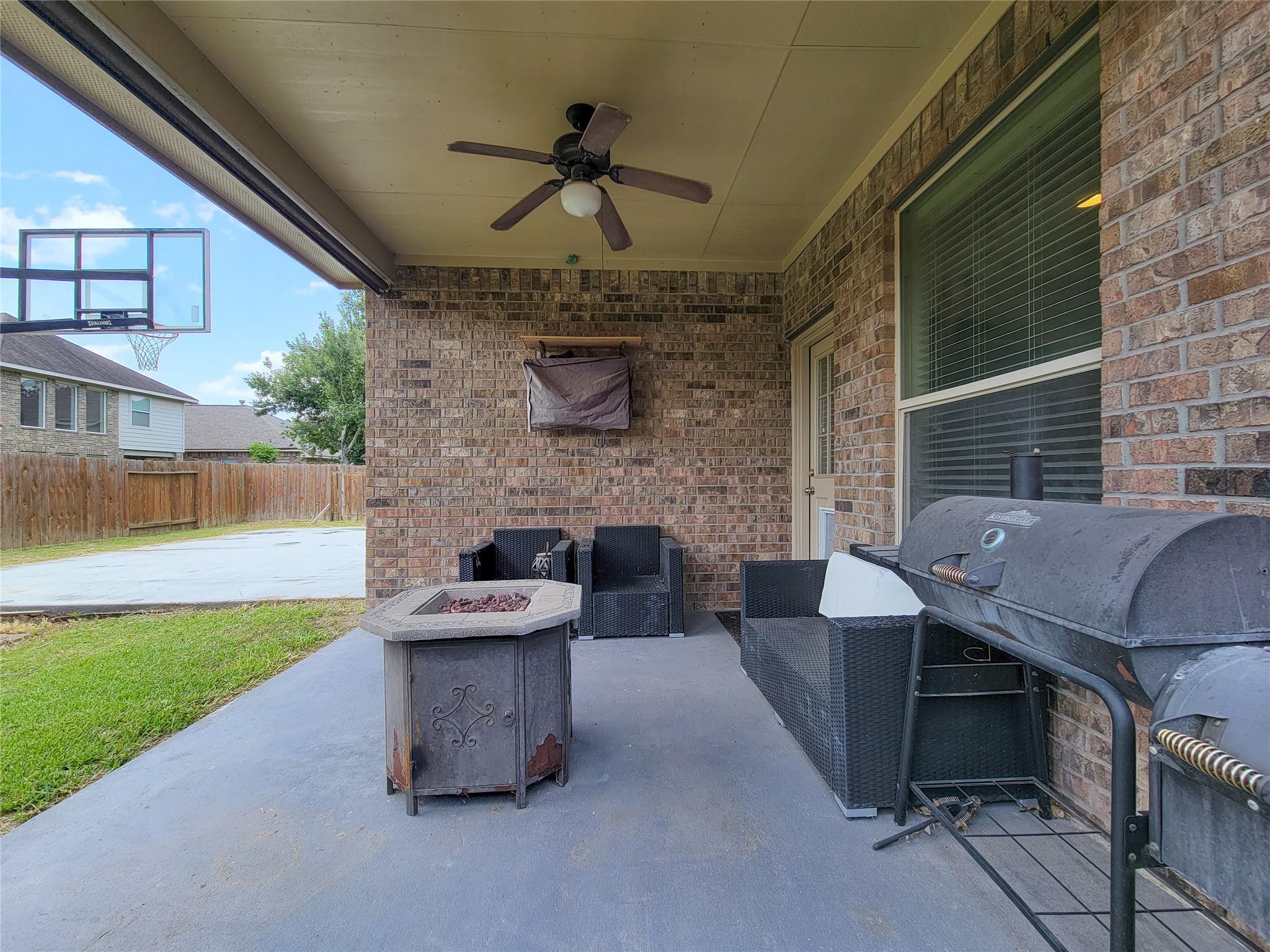 20716 Laura Lee Lane