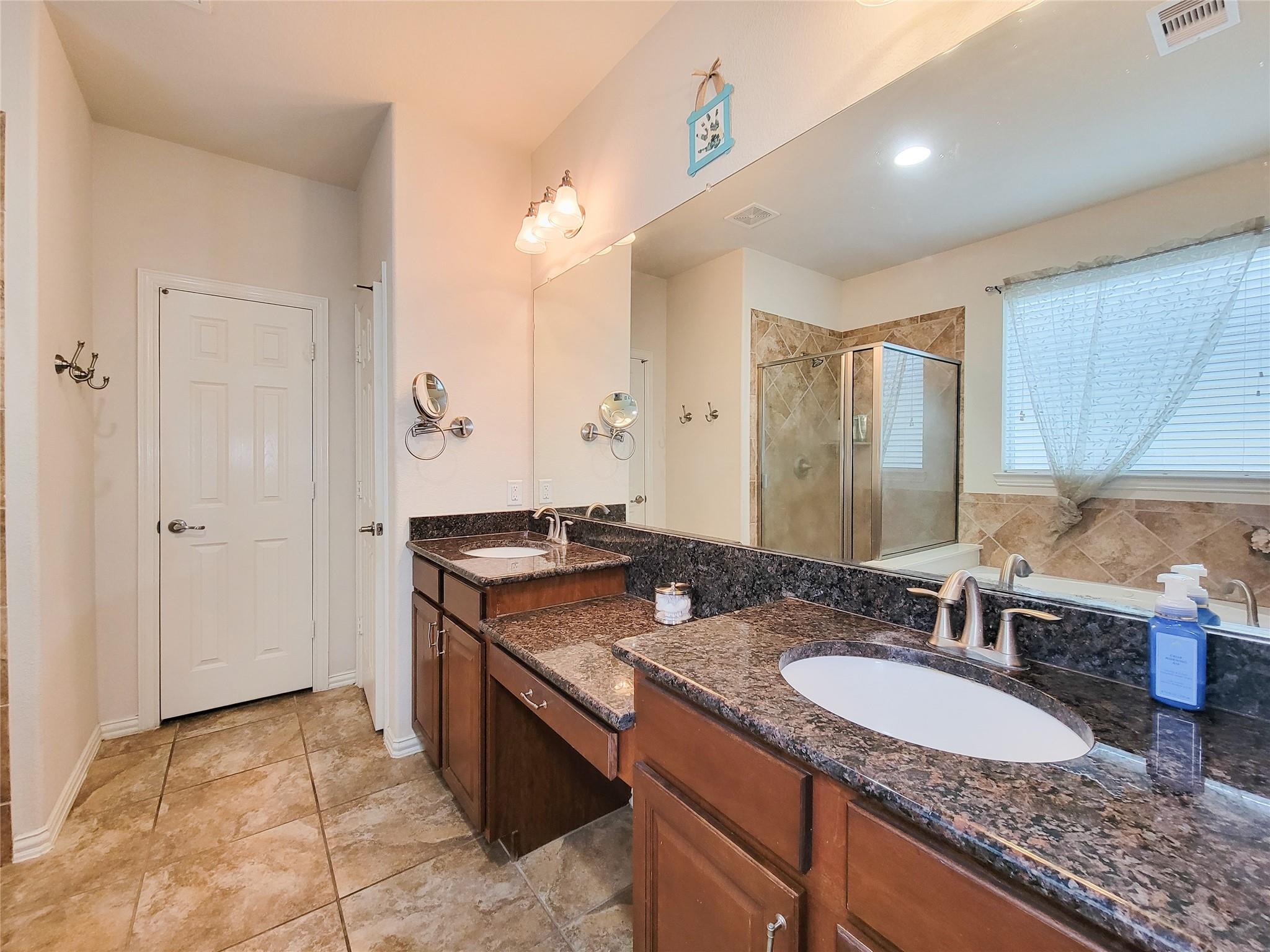 20716 Laura Lee Lane