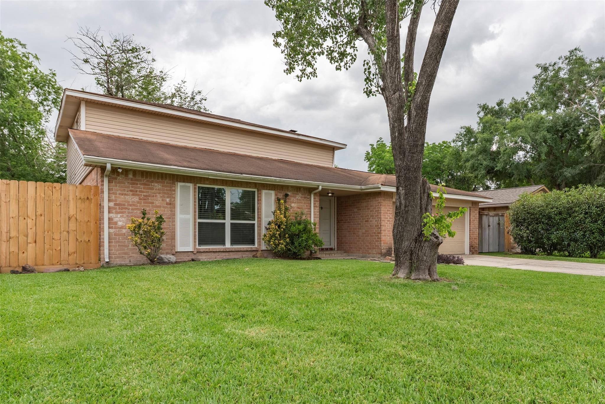 8519 Church Light Lane
