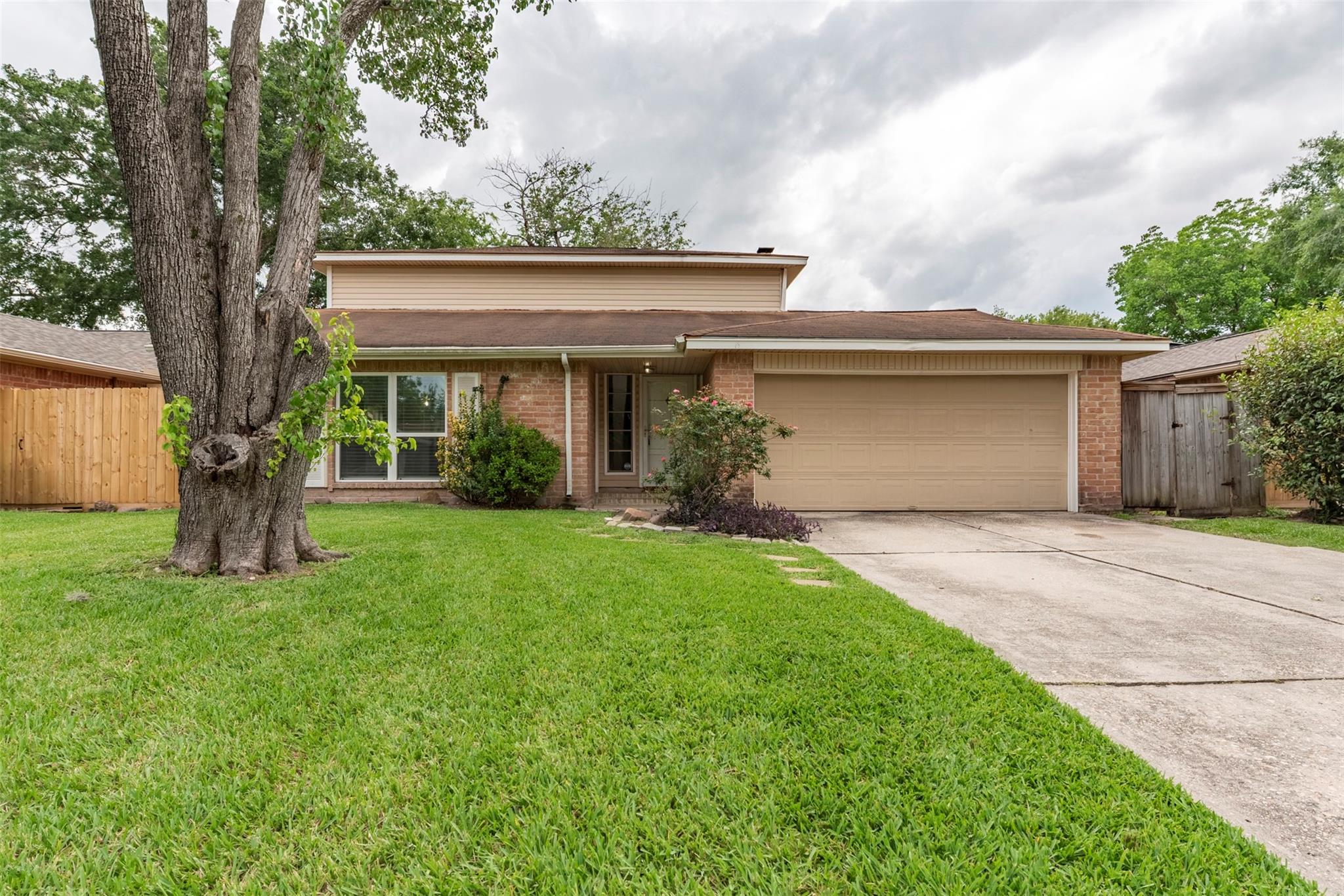 8519 Church Light Lane