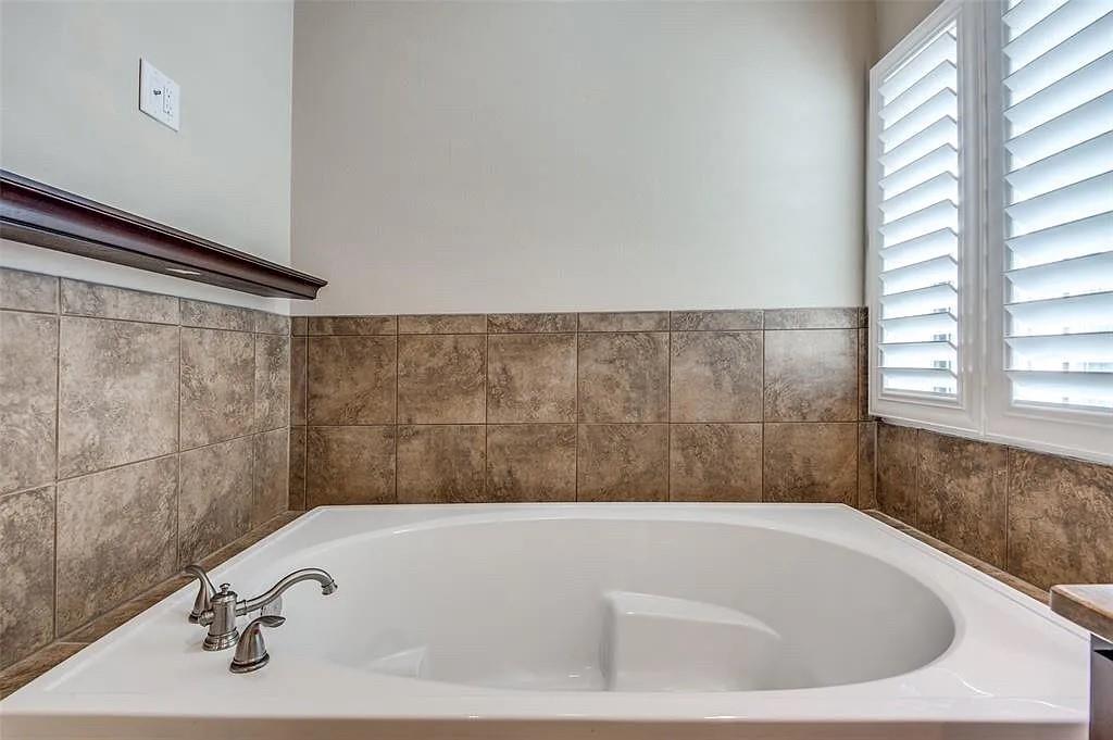 1126 Hempstead Villa Lane