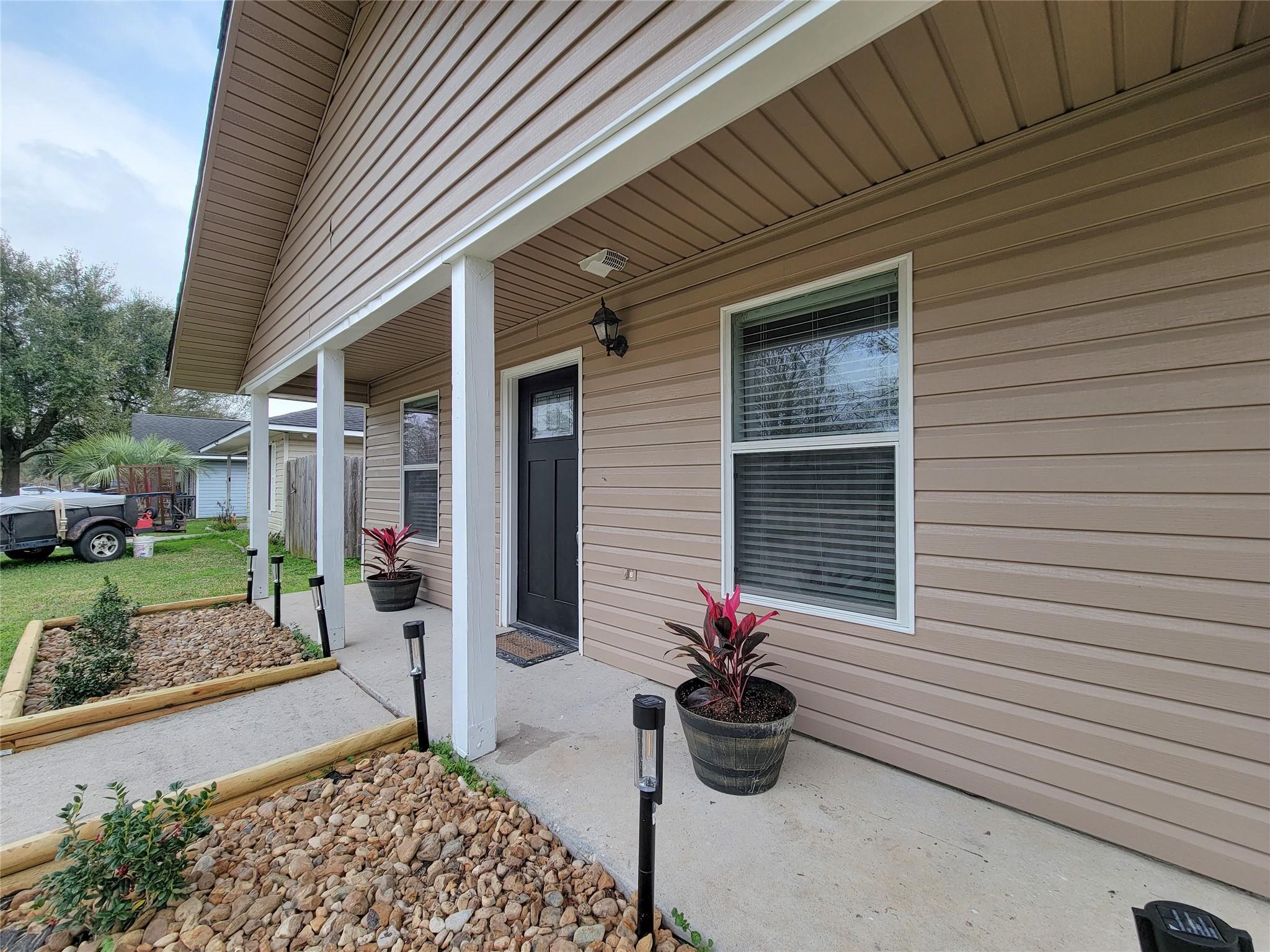 11850 Greencanyon Drive