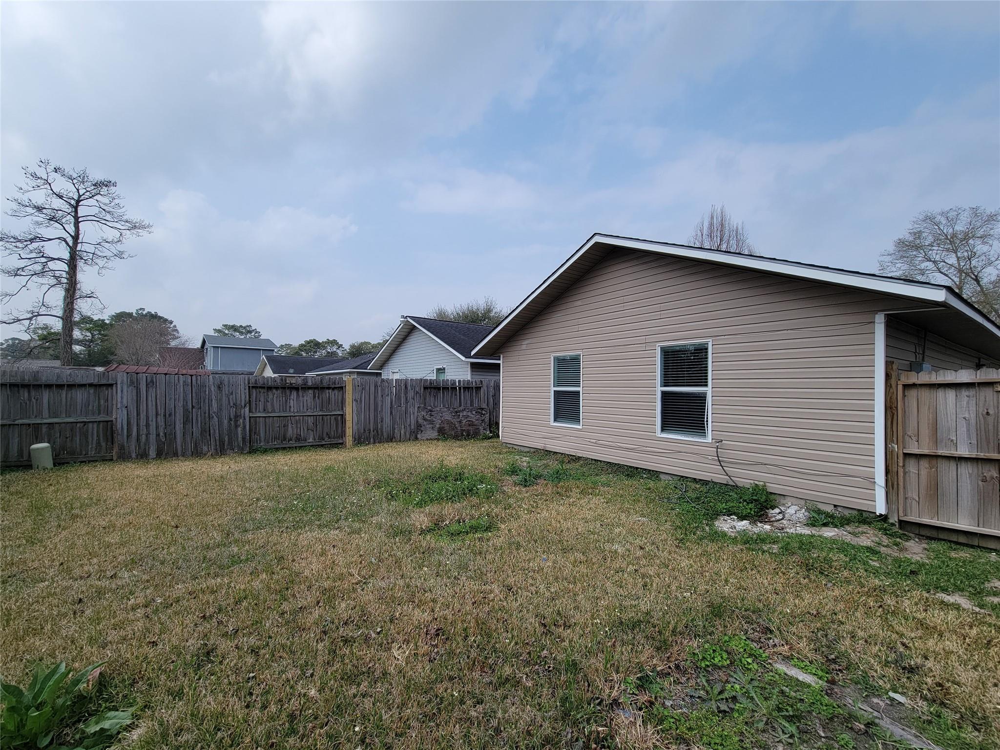 11850 Greencanyon Drive