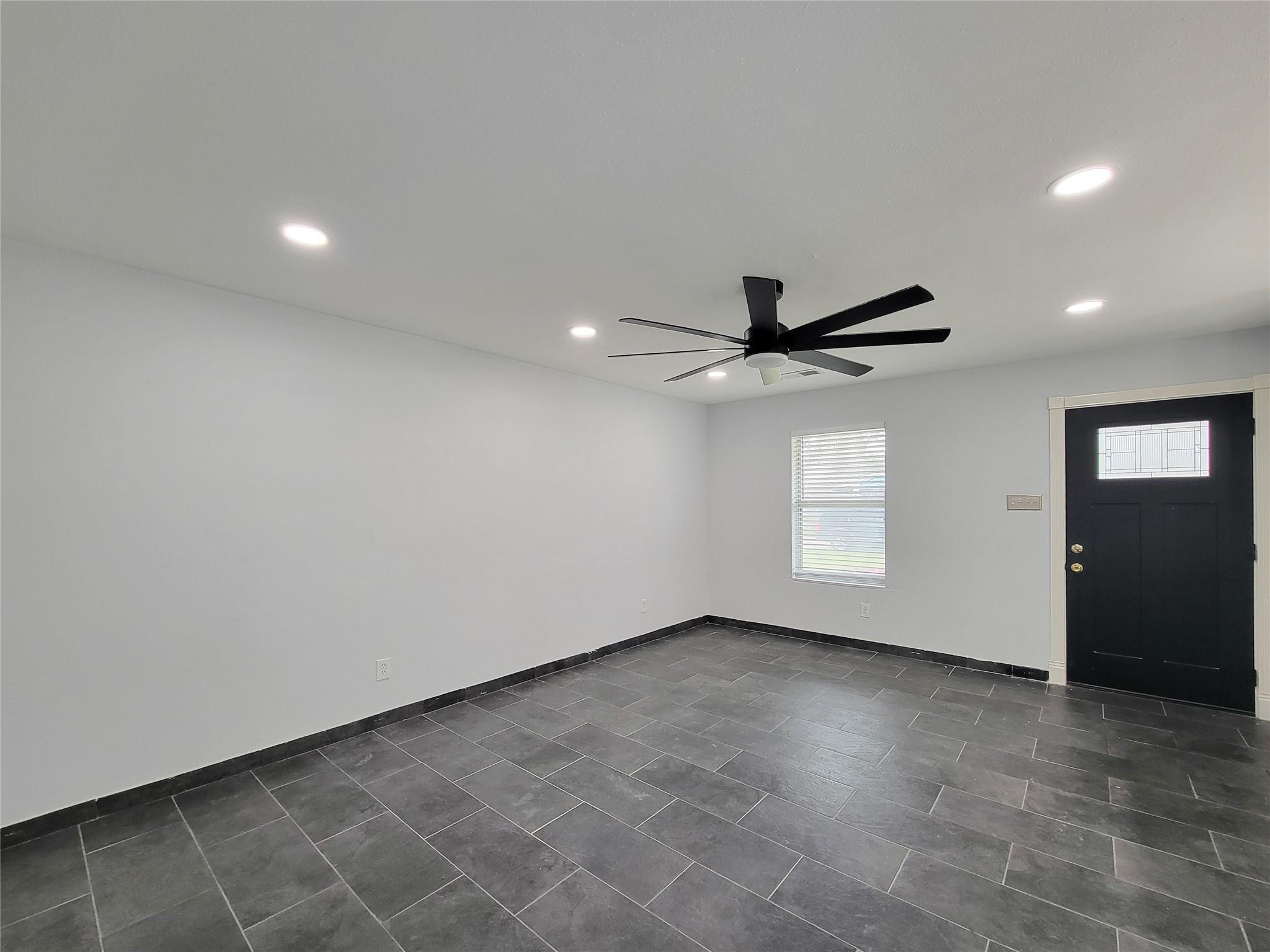 11850 Greencanyon Drive