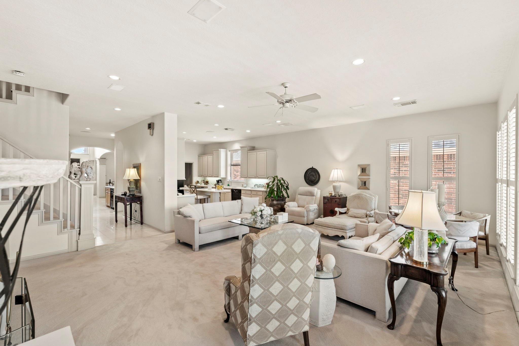 4513 Country Club View