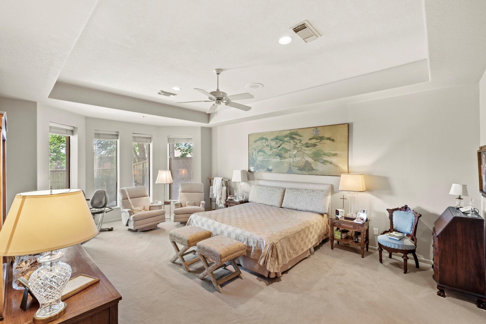 4513 Country Club View