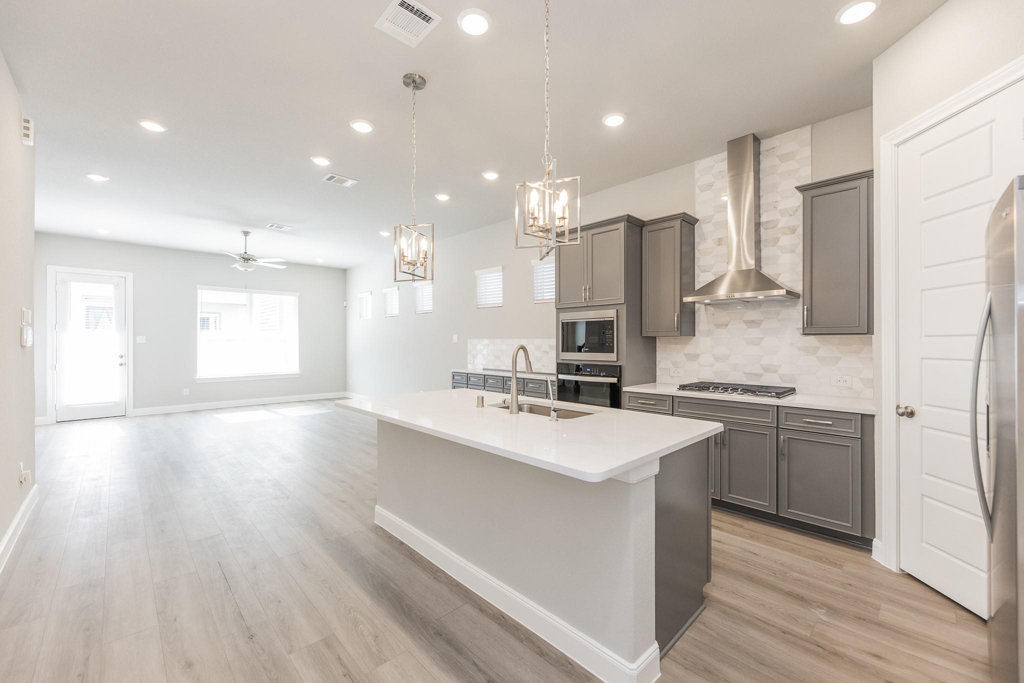 3006 Moonlit Mesa Lane