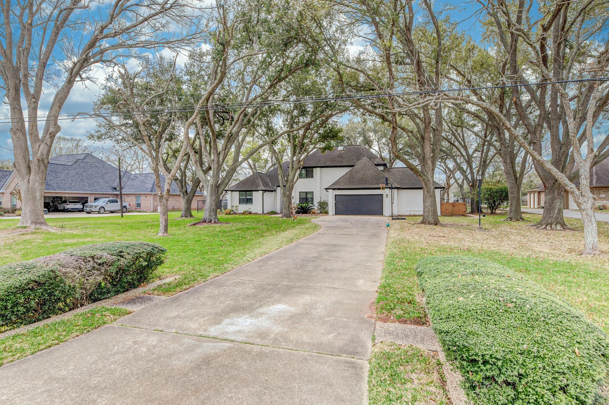 4611 Diamond Springs Drive