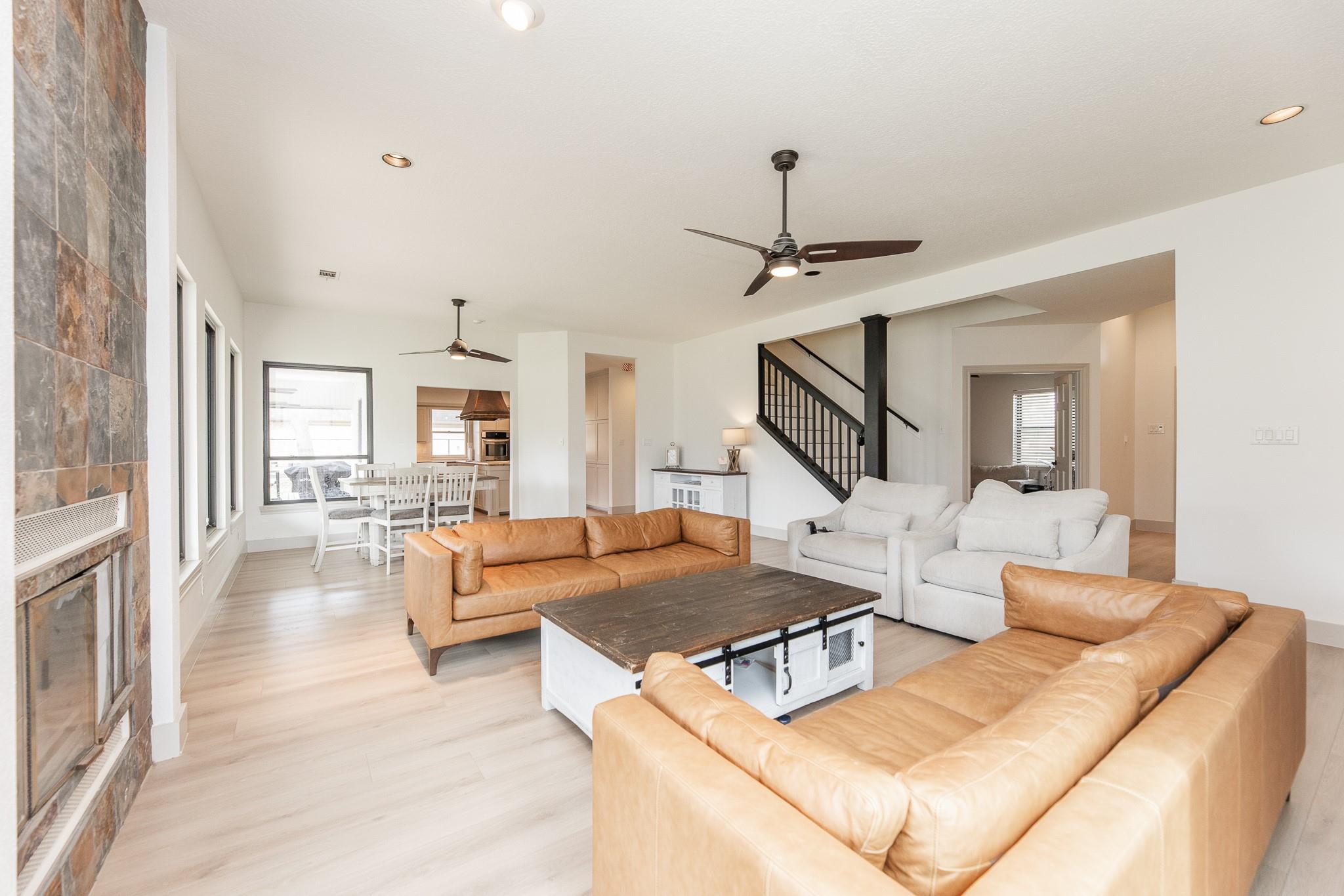 4611 Diamond Springs Drive