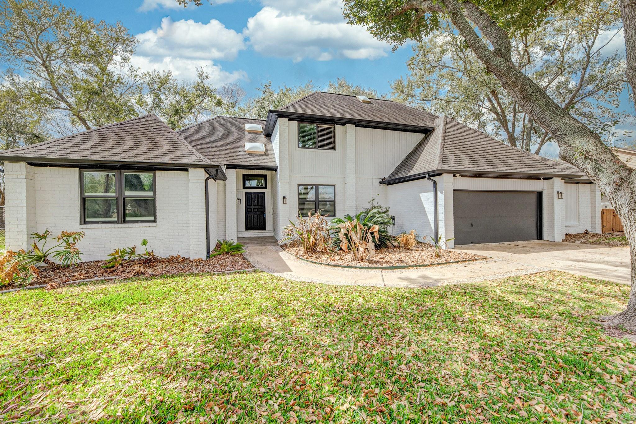 4611 Diamond Springs Drive