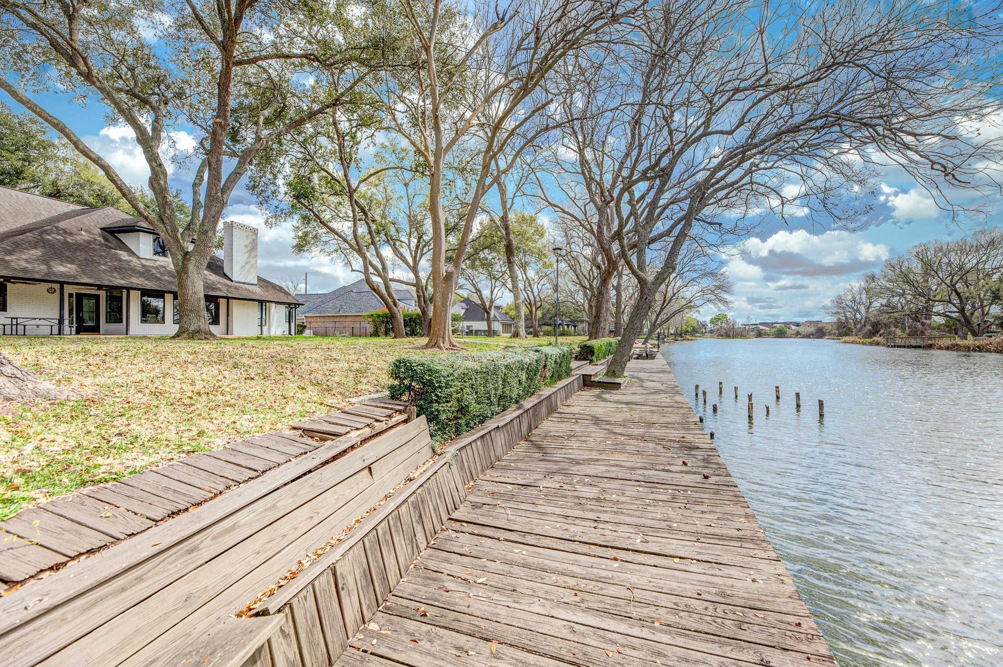 4611 Diamond Springs Drive