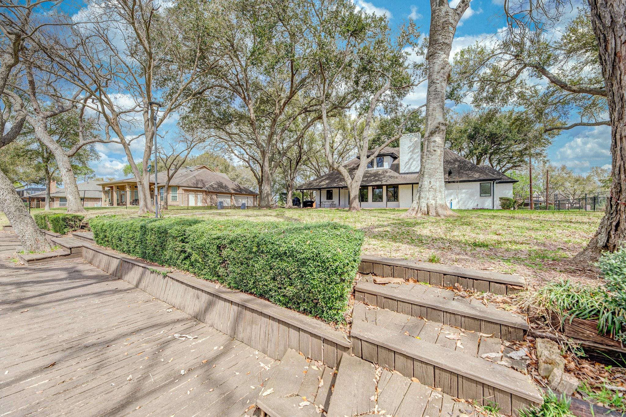 4611 Diamond Springs Drive