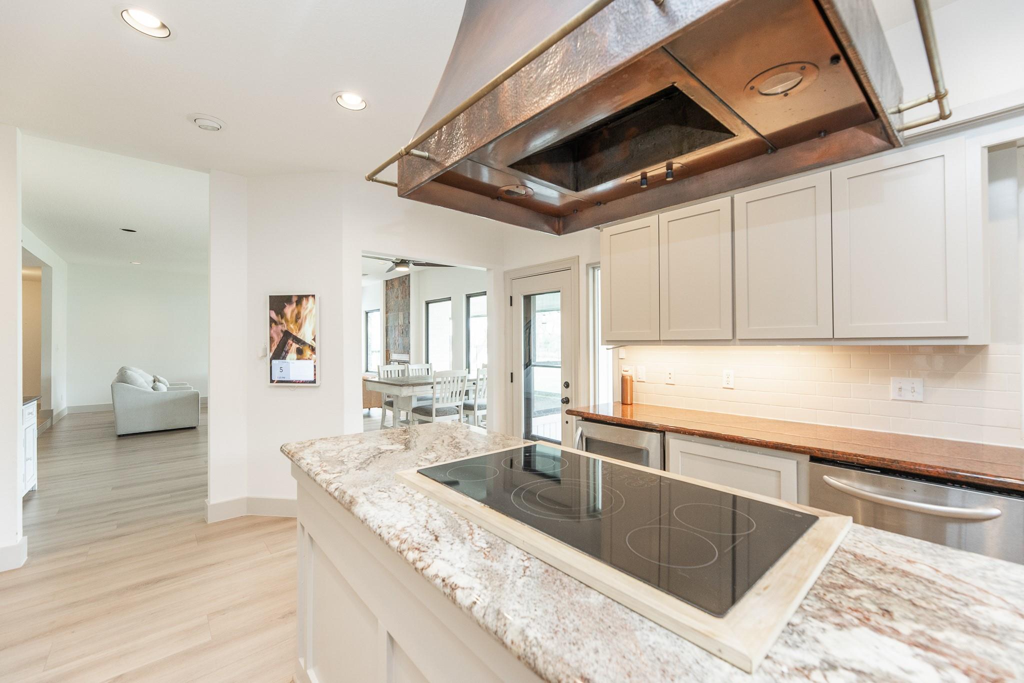 4611 Diamond Springs Drive