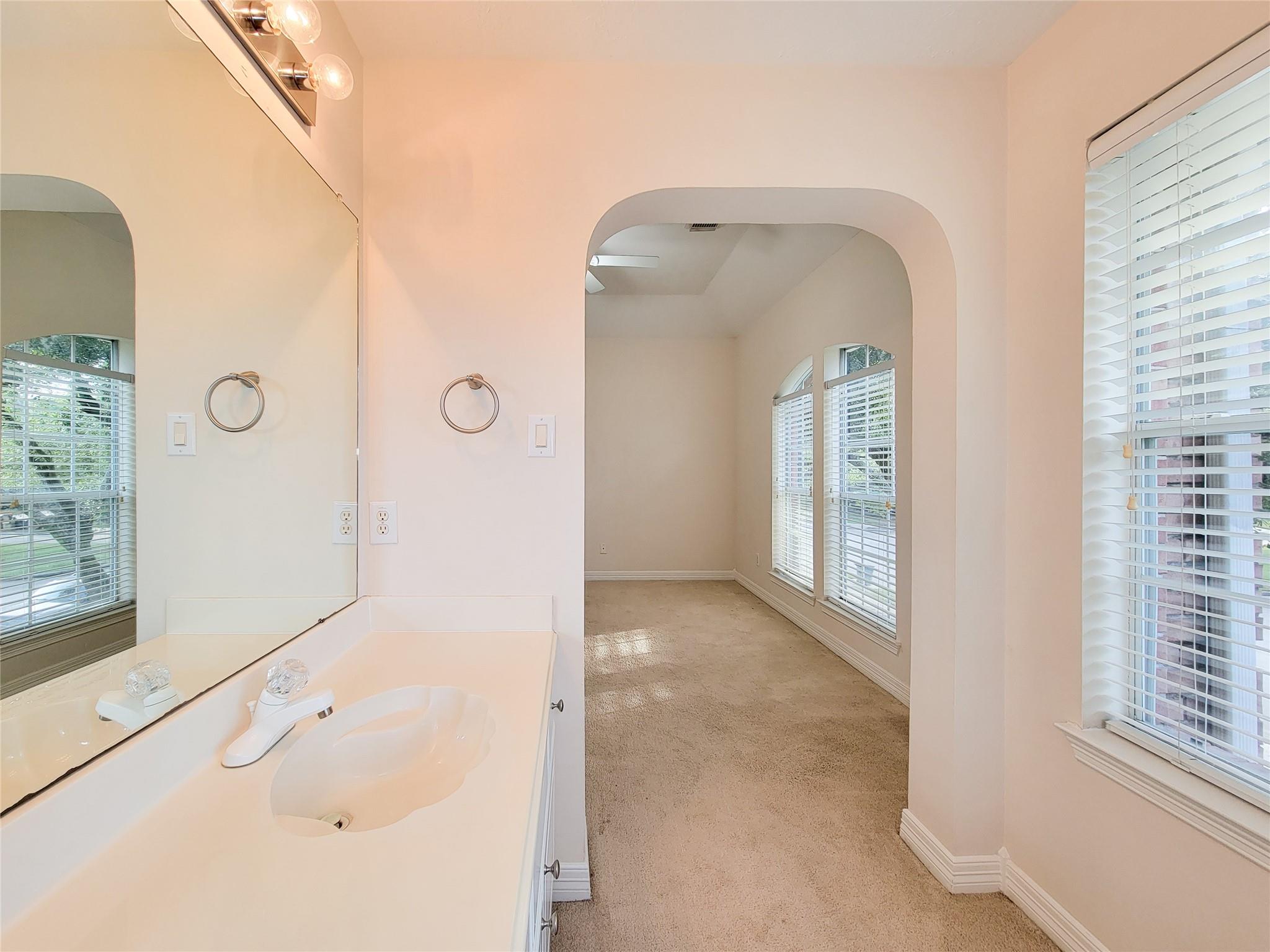 5306 Pebble Way Lane