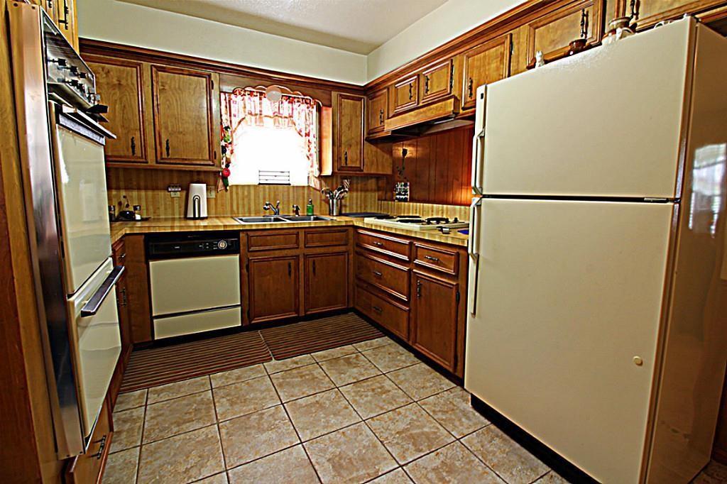 13723 Pepper Knoll Drive