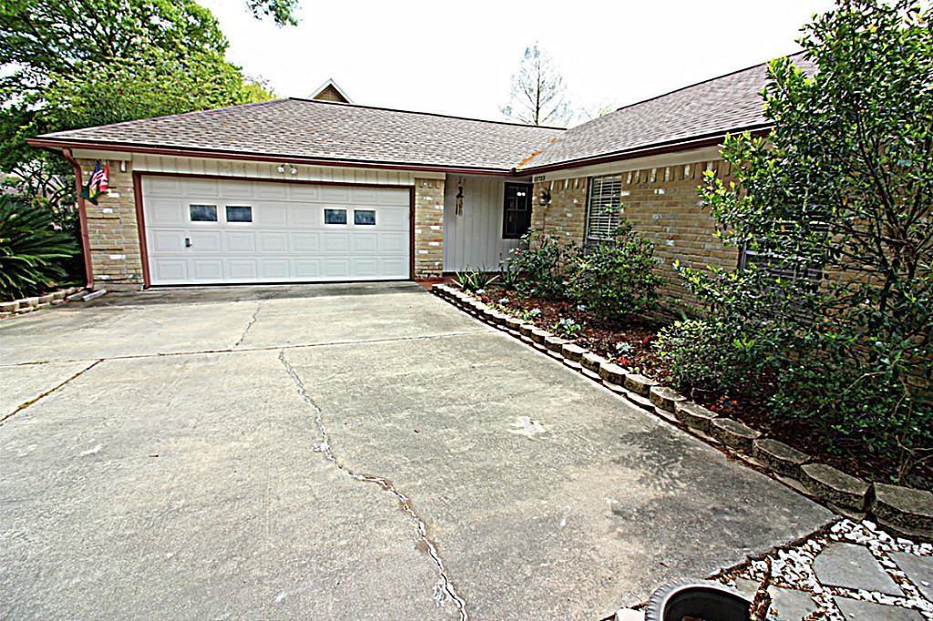 13723 Pepper Knoll Drive