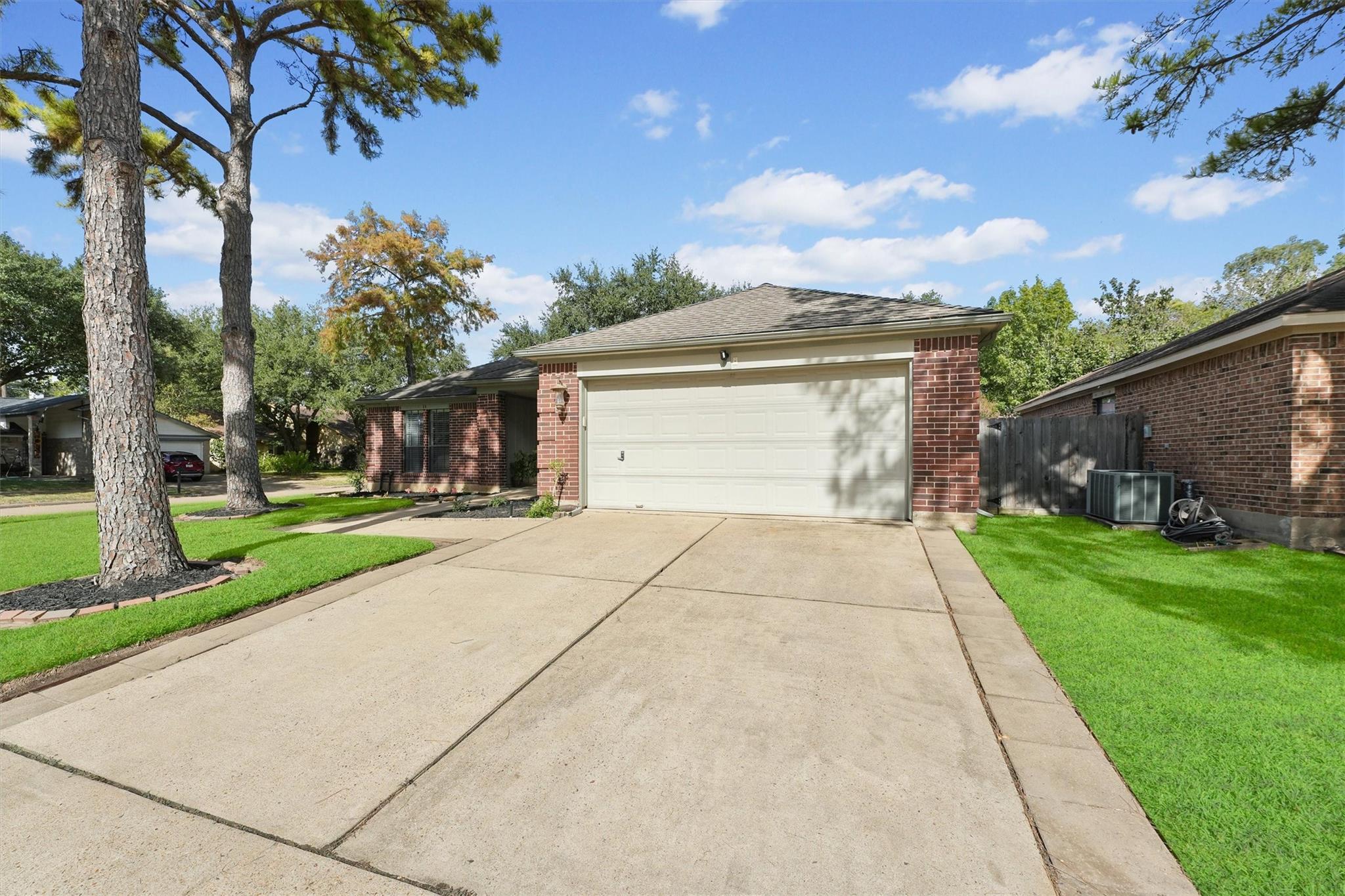 17922 Autumn Hills Drive