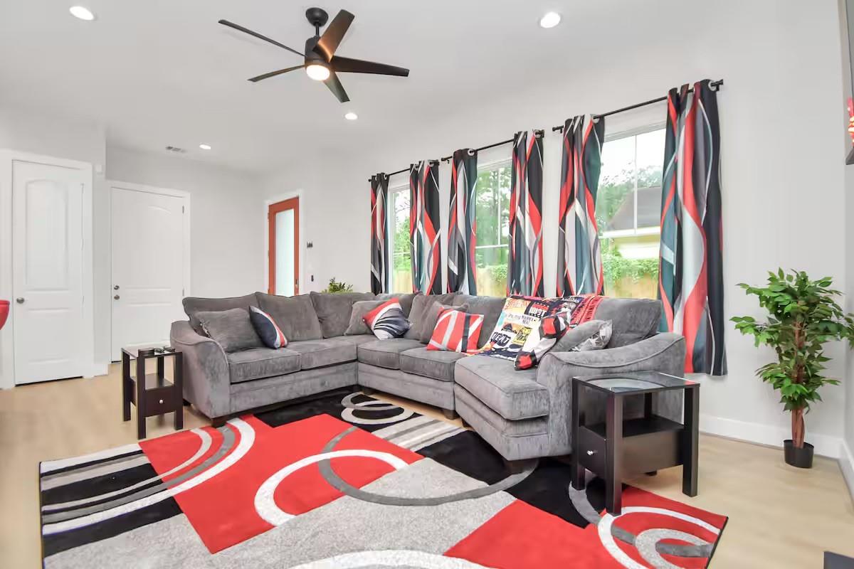 5718 Beall Street # C