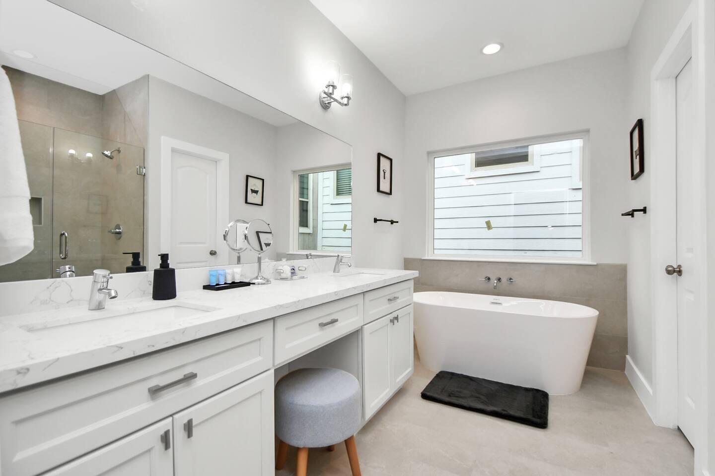 5718 Beall Street # C