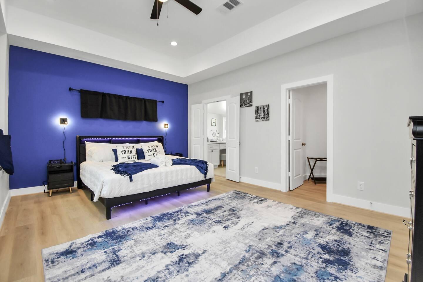 5718 Beall Street # C