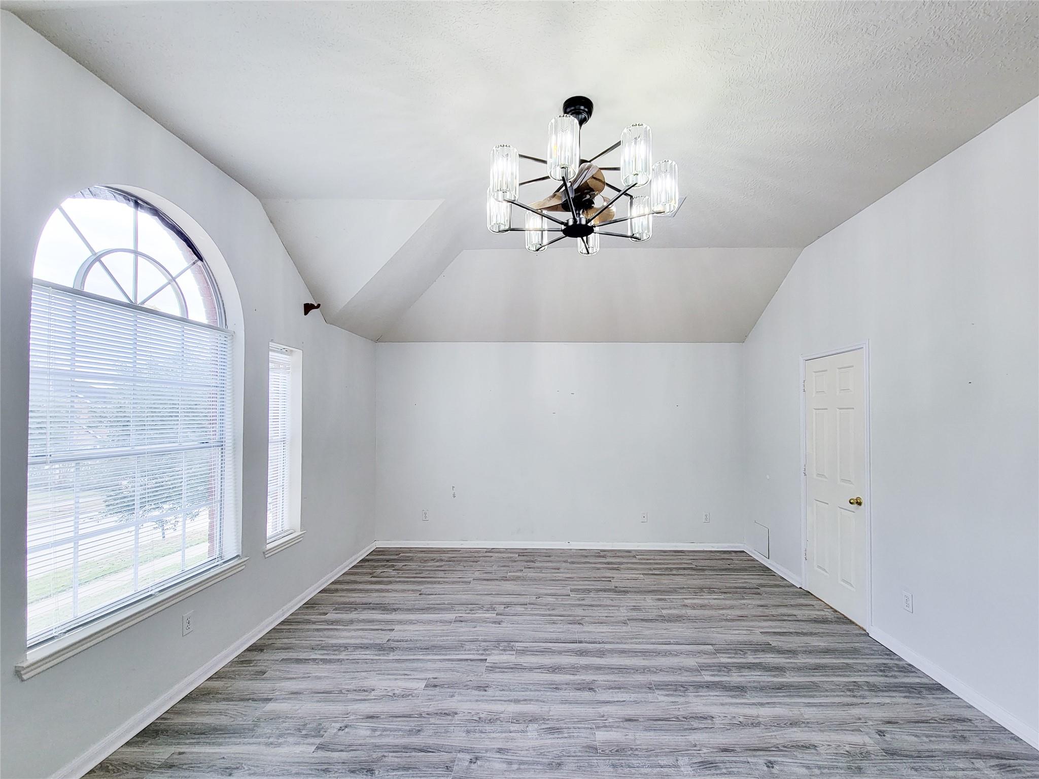 16842 Anna Green Street