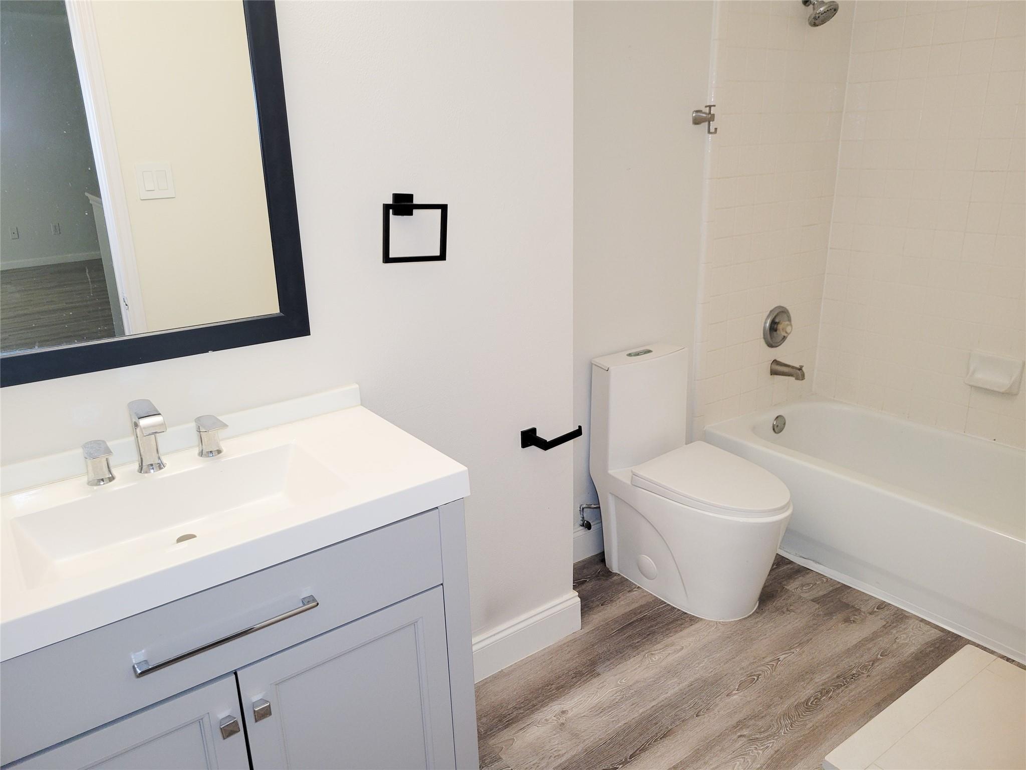 16842 Anna Green Street