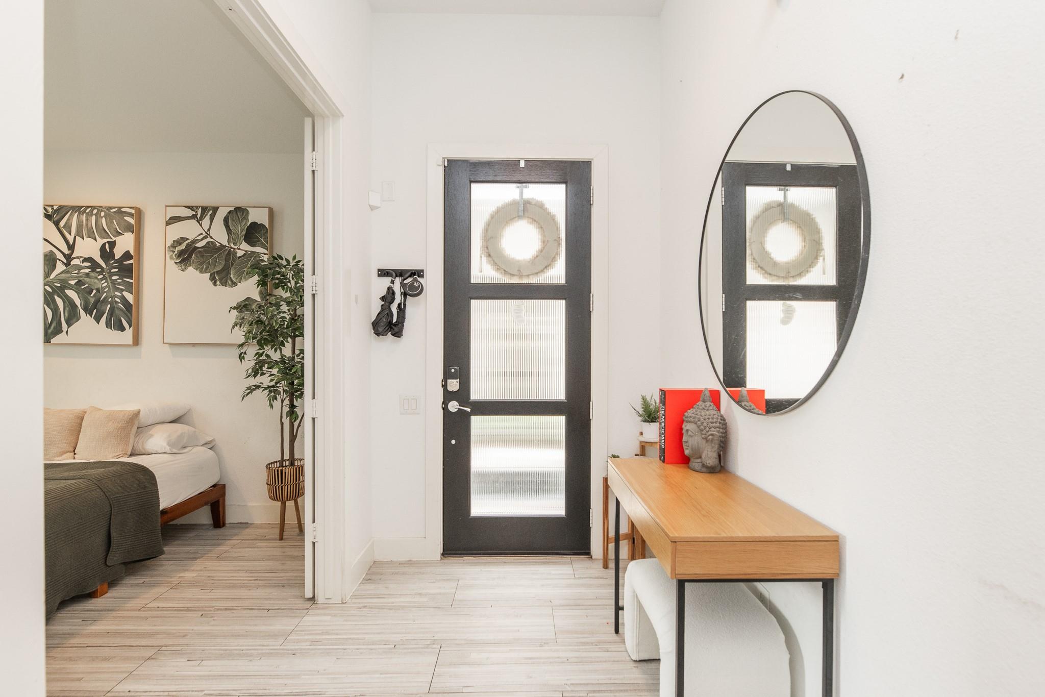 608 Middle Street Unit: E