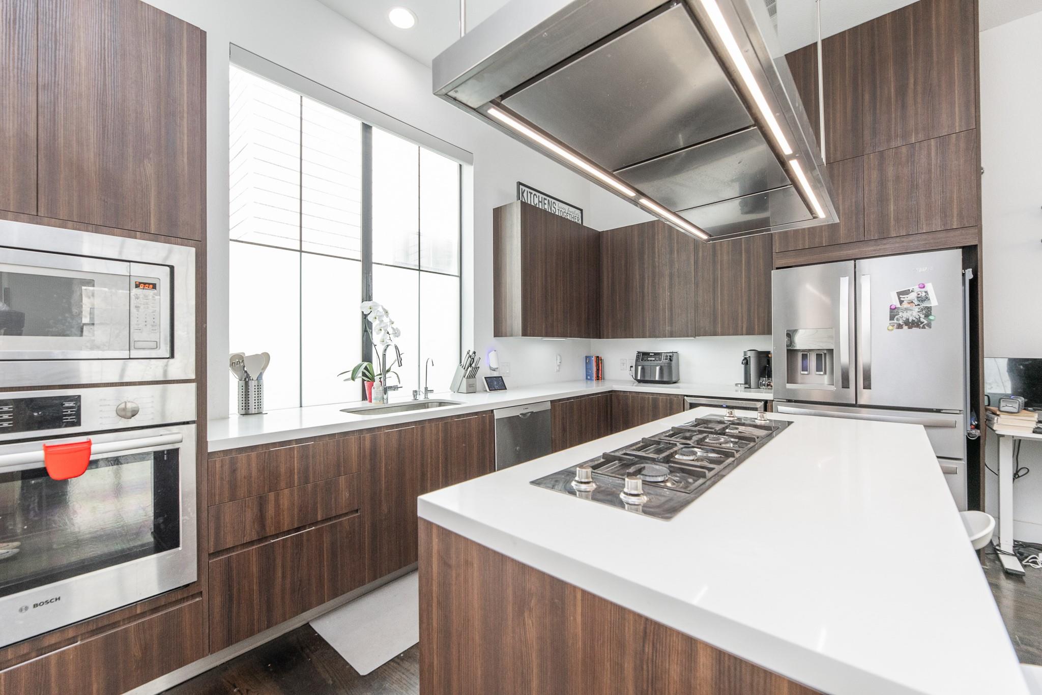 608 Middle Street Unit: E