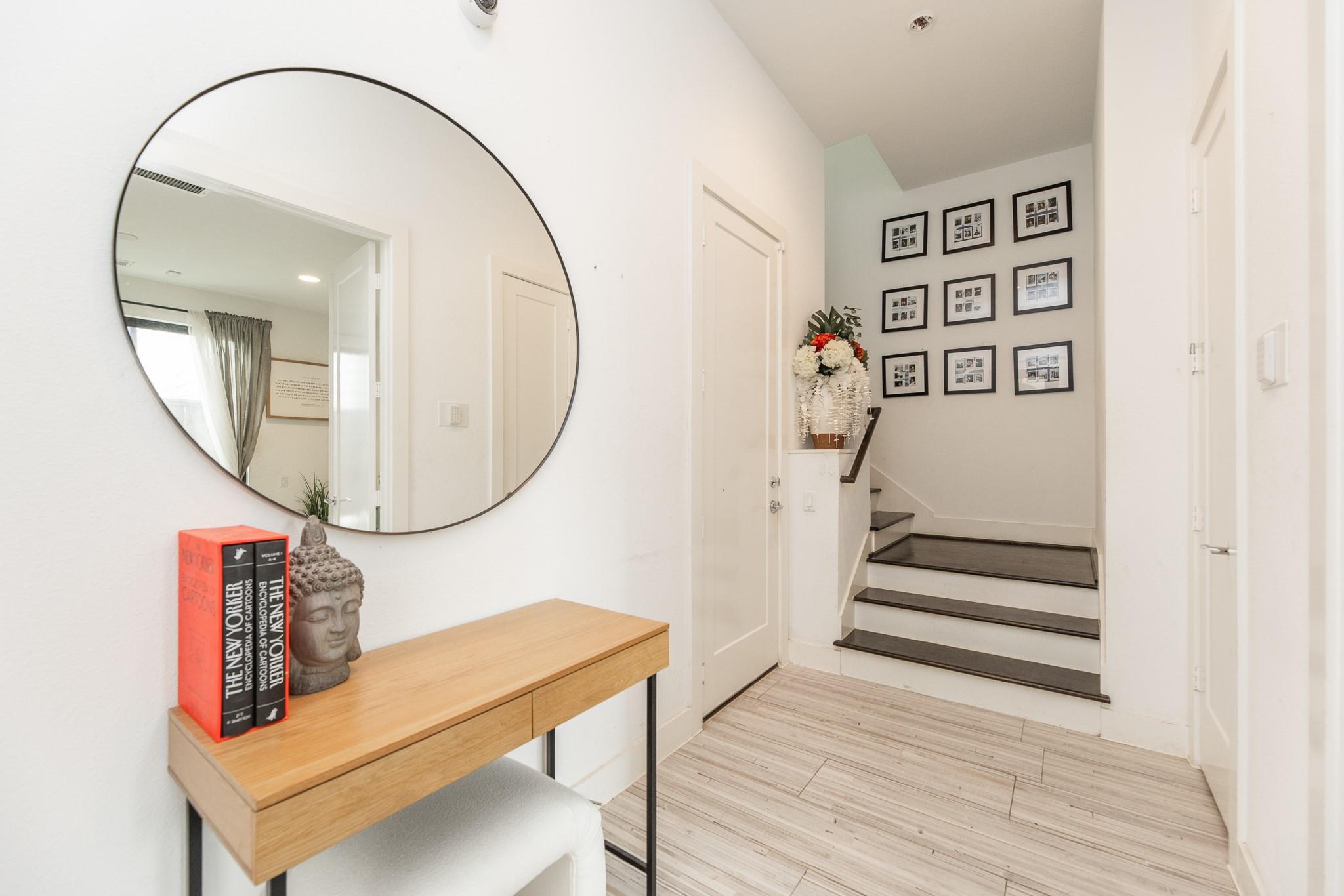 608 Middle Street Unit: E