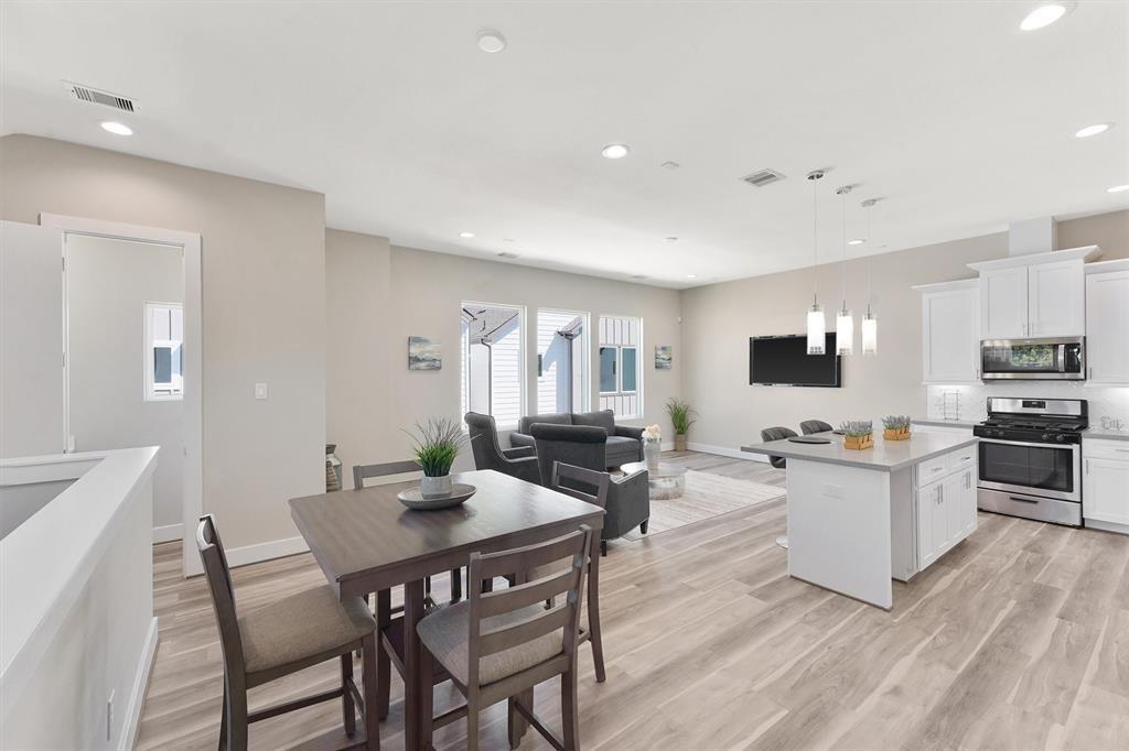 2504 W Tidwell Road # G