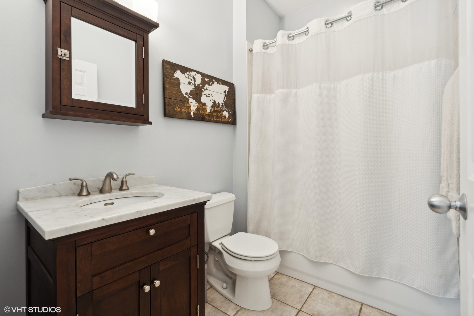1555 W School Street Unit: 2D