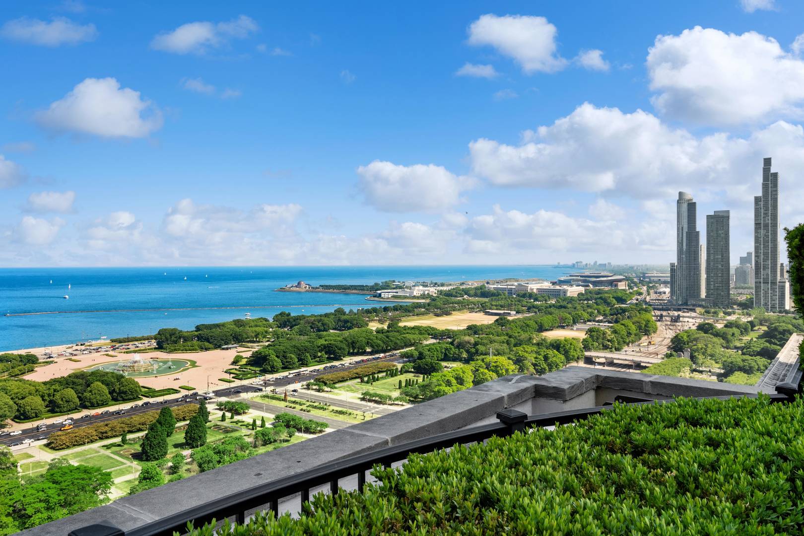 310 S Michigan Avenue Unit: 2502