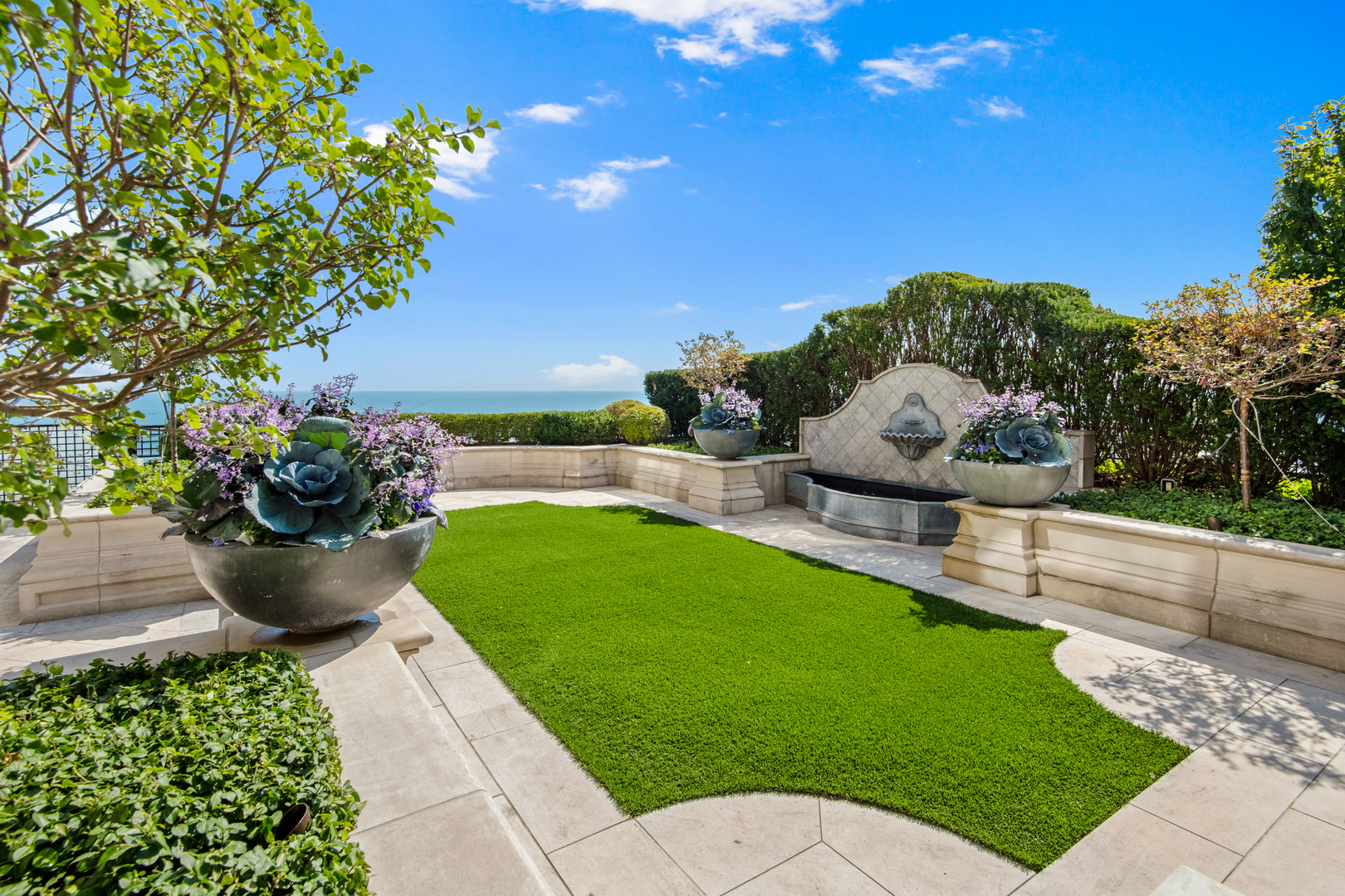 310 S Michigan Avenue Unit: 2502