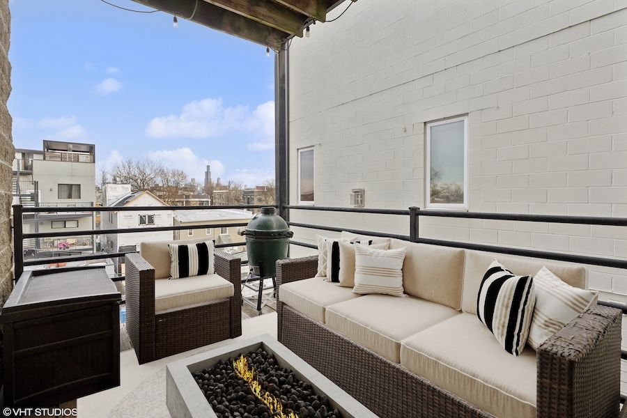 523 N CLAREMONT Avenue Unit: 3