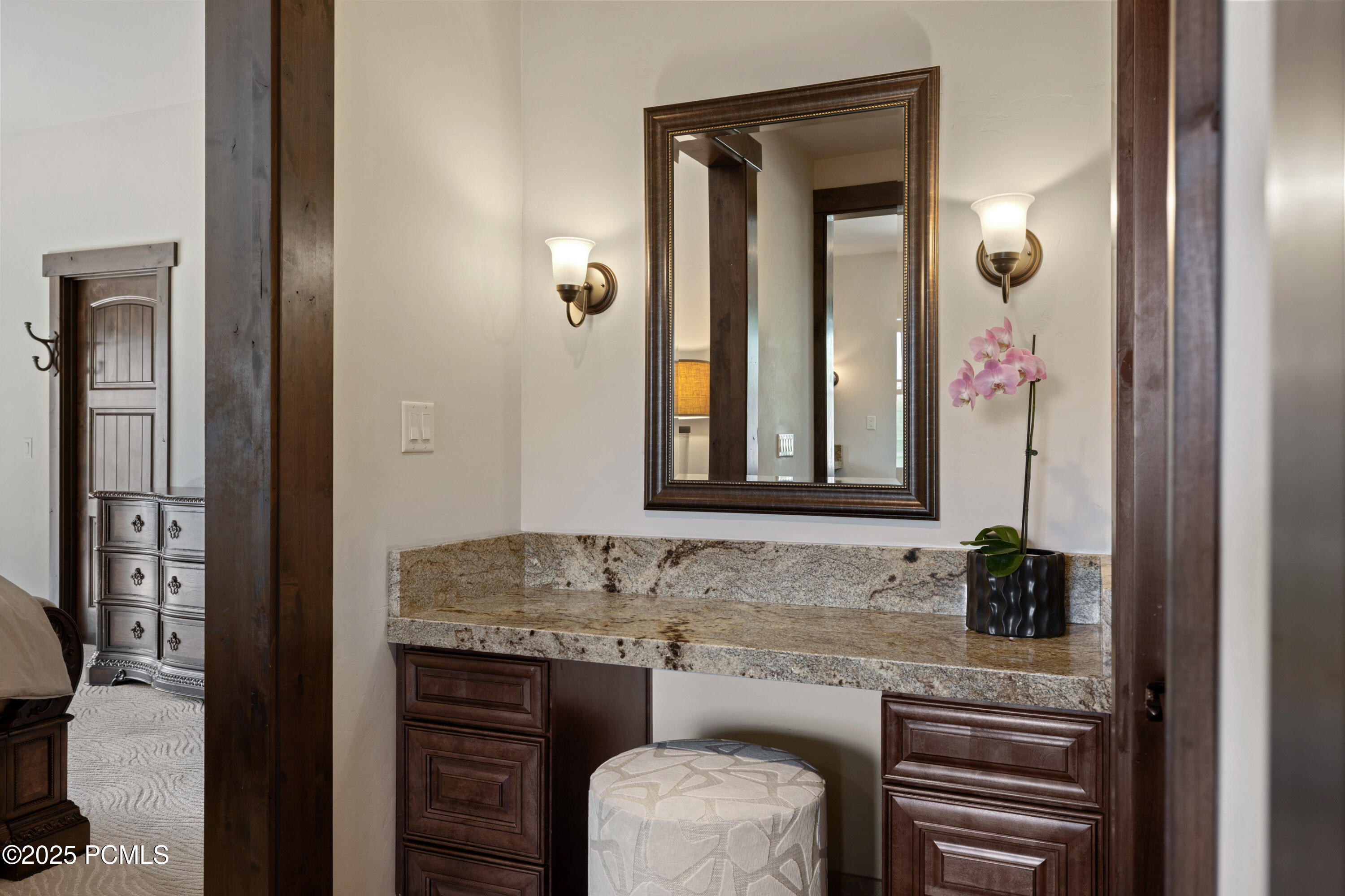 3212 E Broken Spear Trail