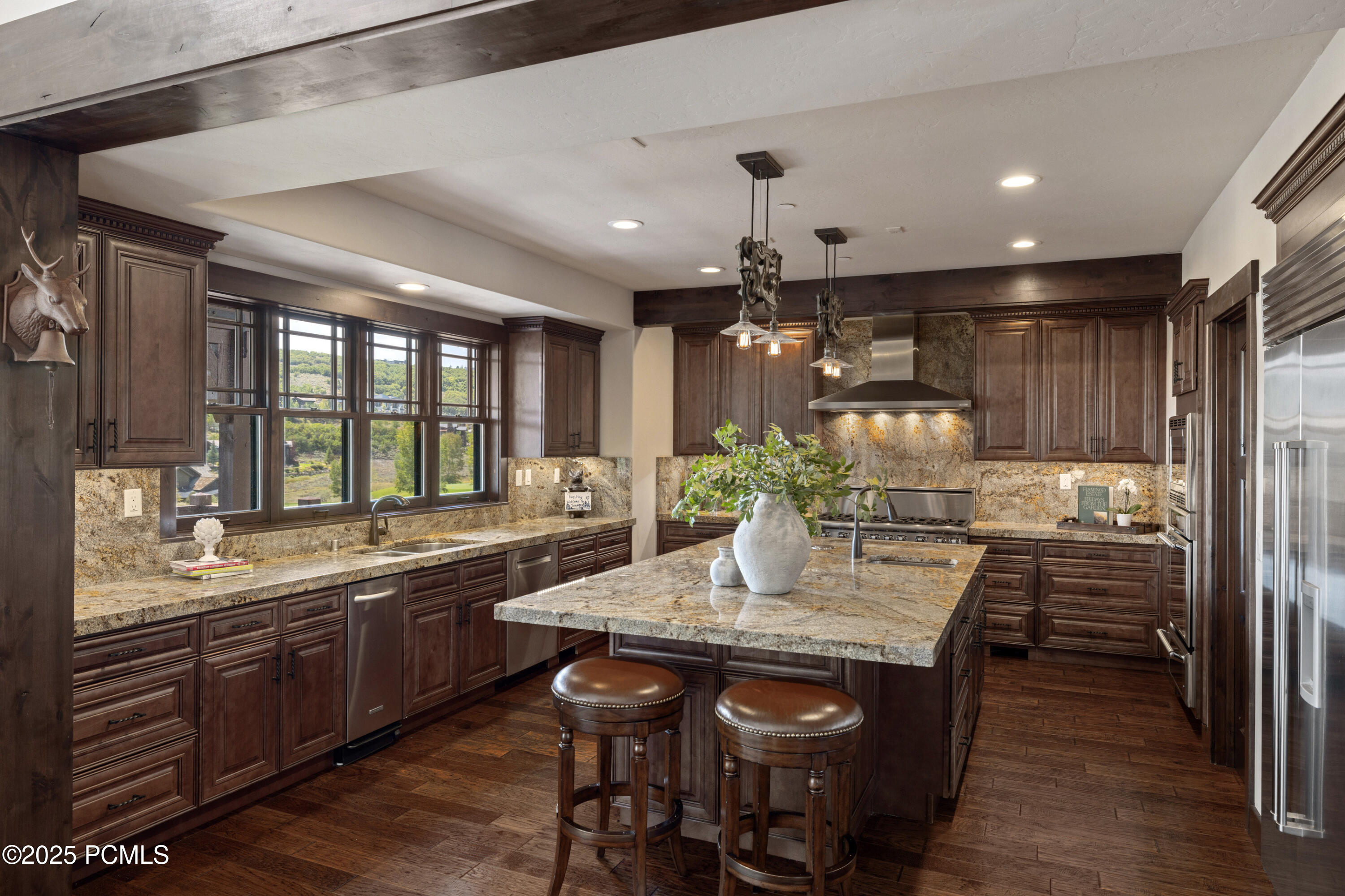 3212 E Broken Spear Trail