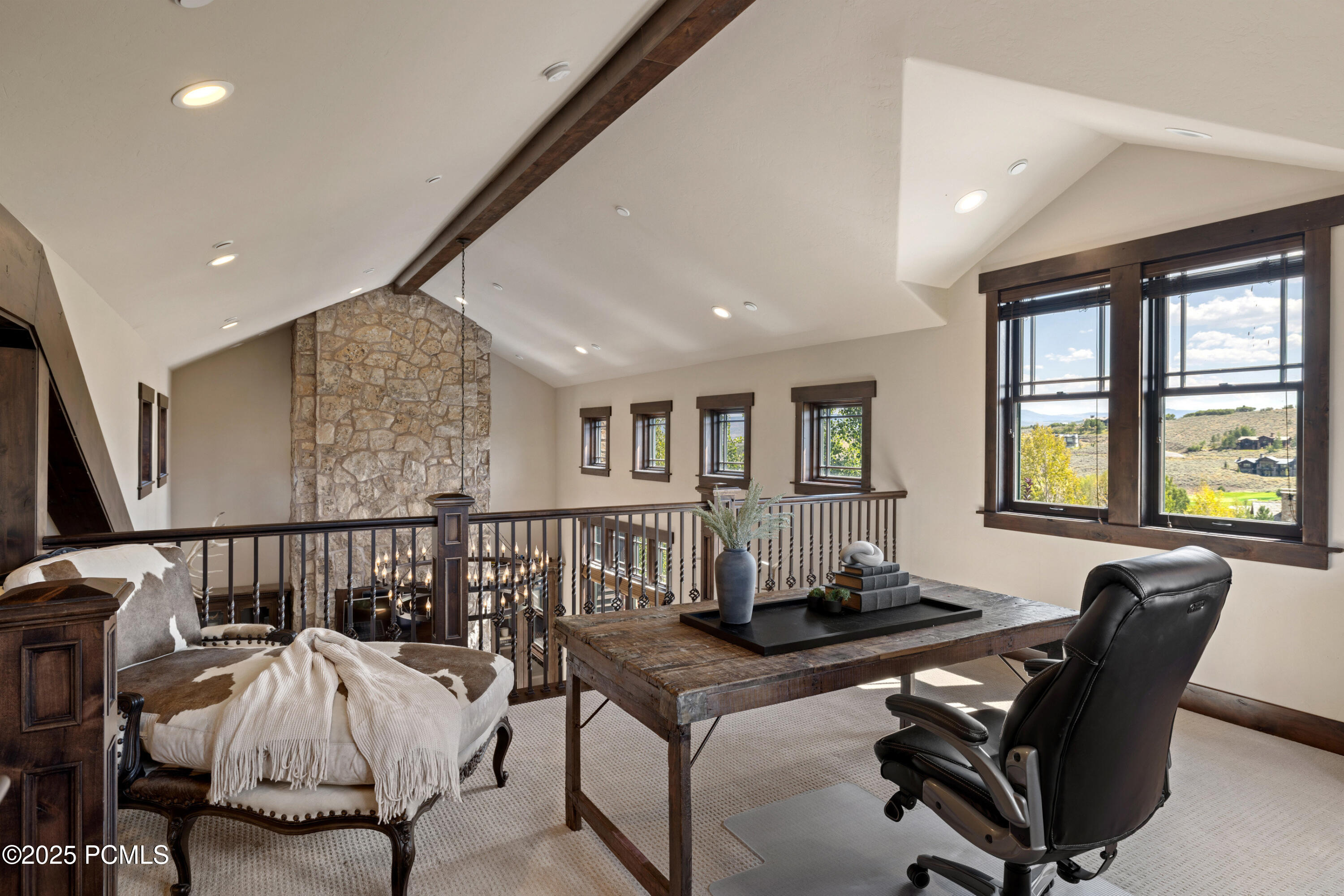 3212 E Broken Spear Trail