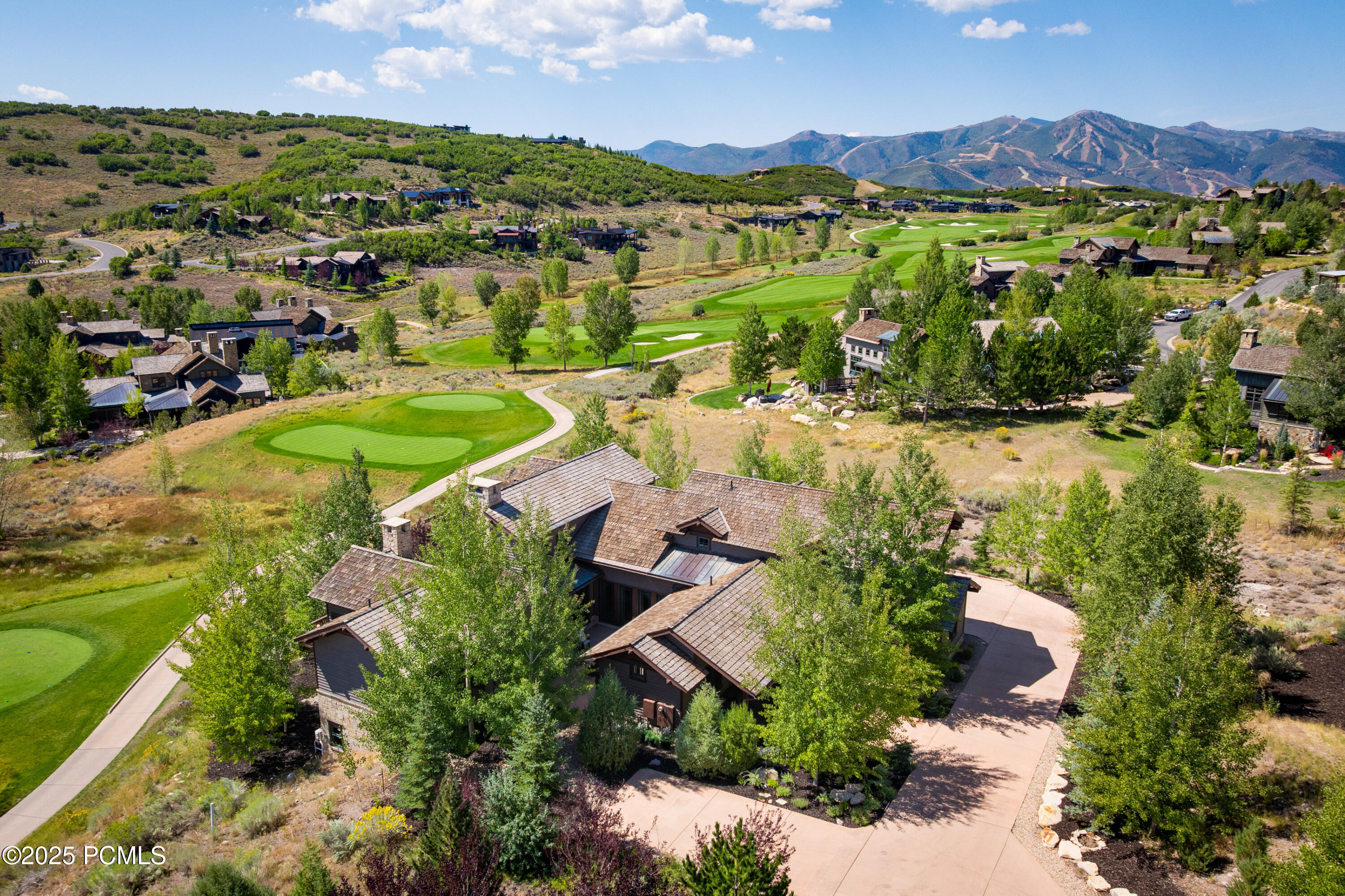 3212 E Broken Spear Trail